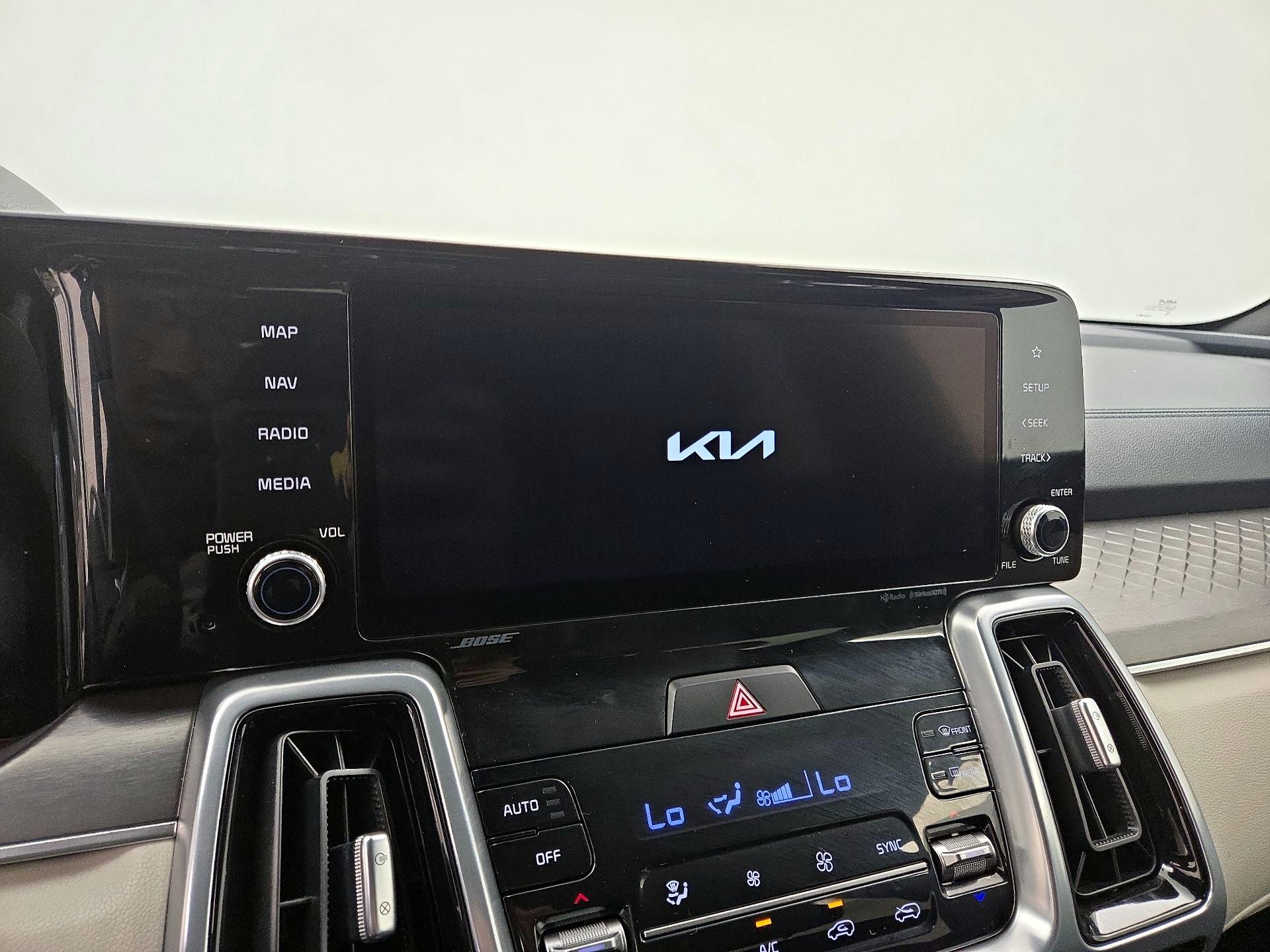 Thumbnail: 2022 Kia Sorento - 15