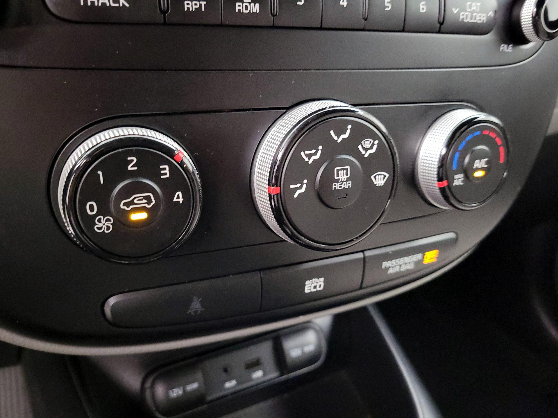 Thumbnail: 2014 Kia Soul - 15