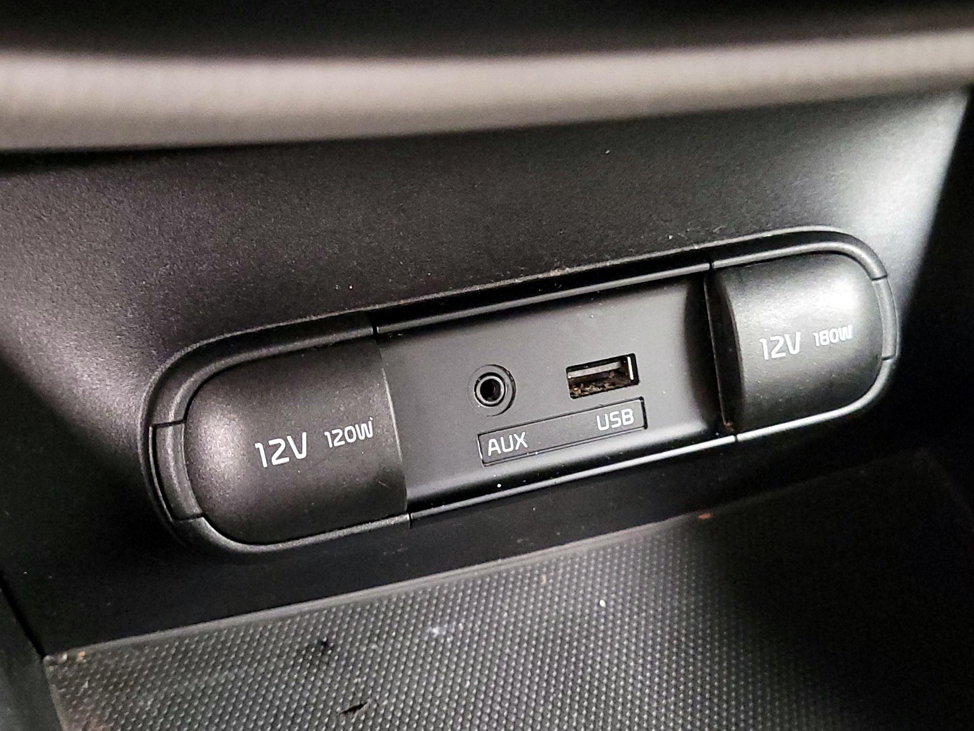 Thumbnail: 2014 Kia Soul - 17