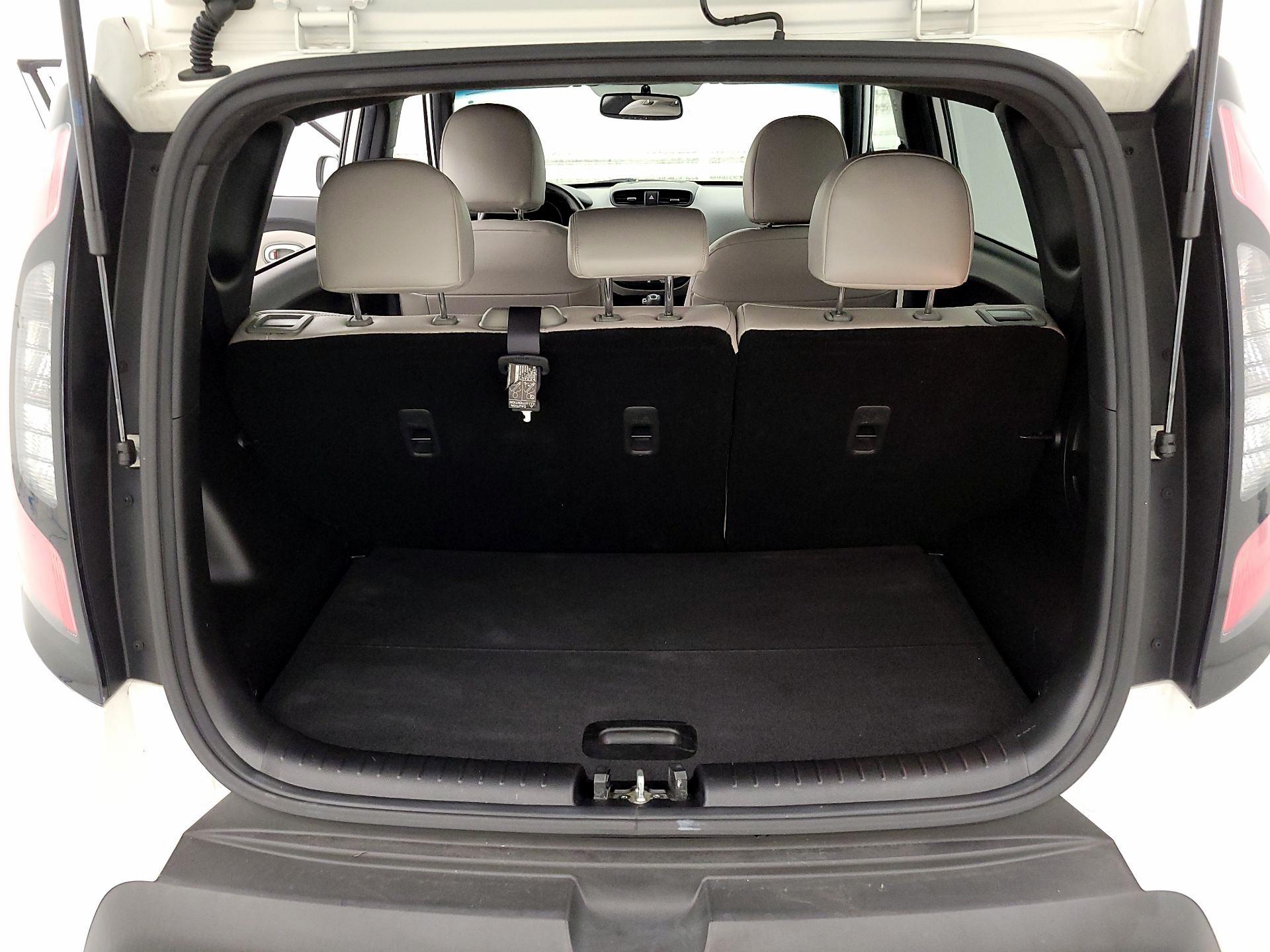 Thumbnail: 2014 Kia Soul - 19