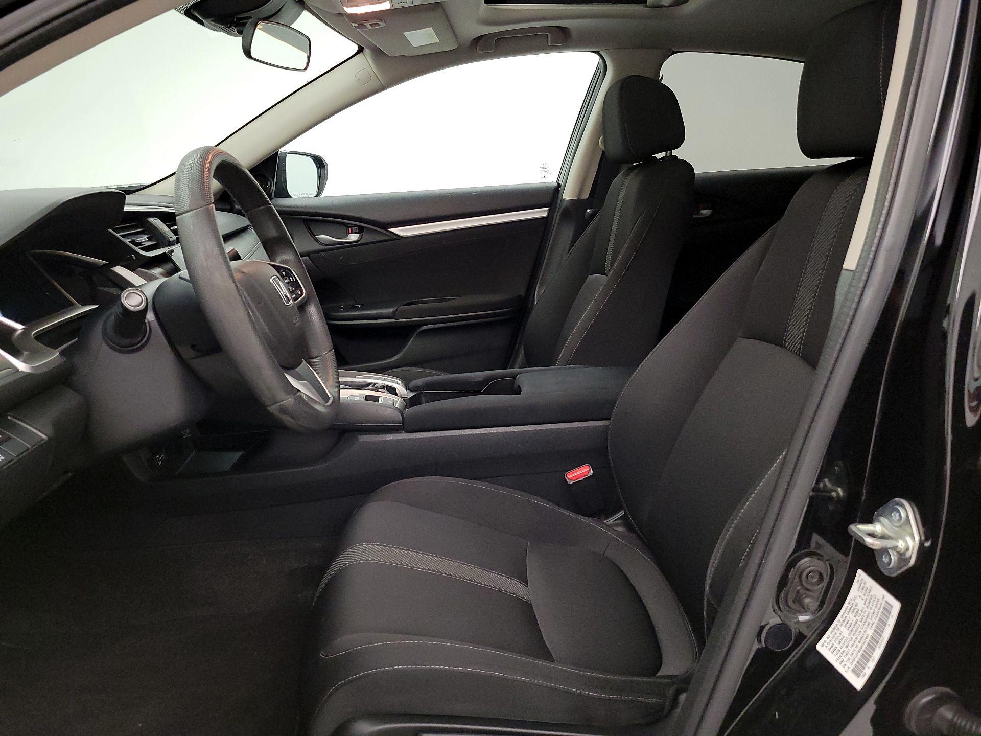 Thumbnail: 2016 Honda Civic - 11