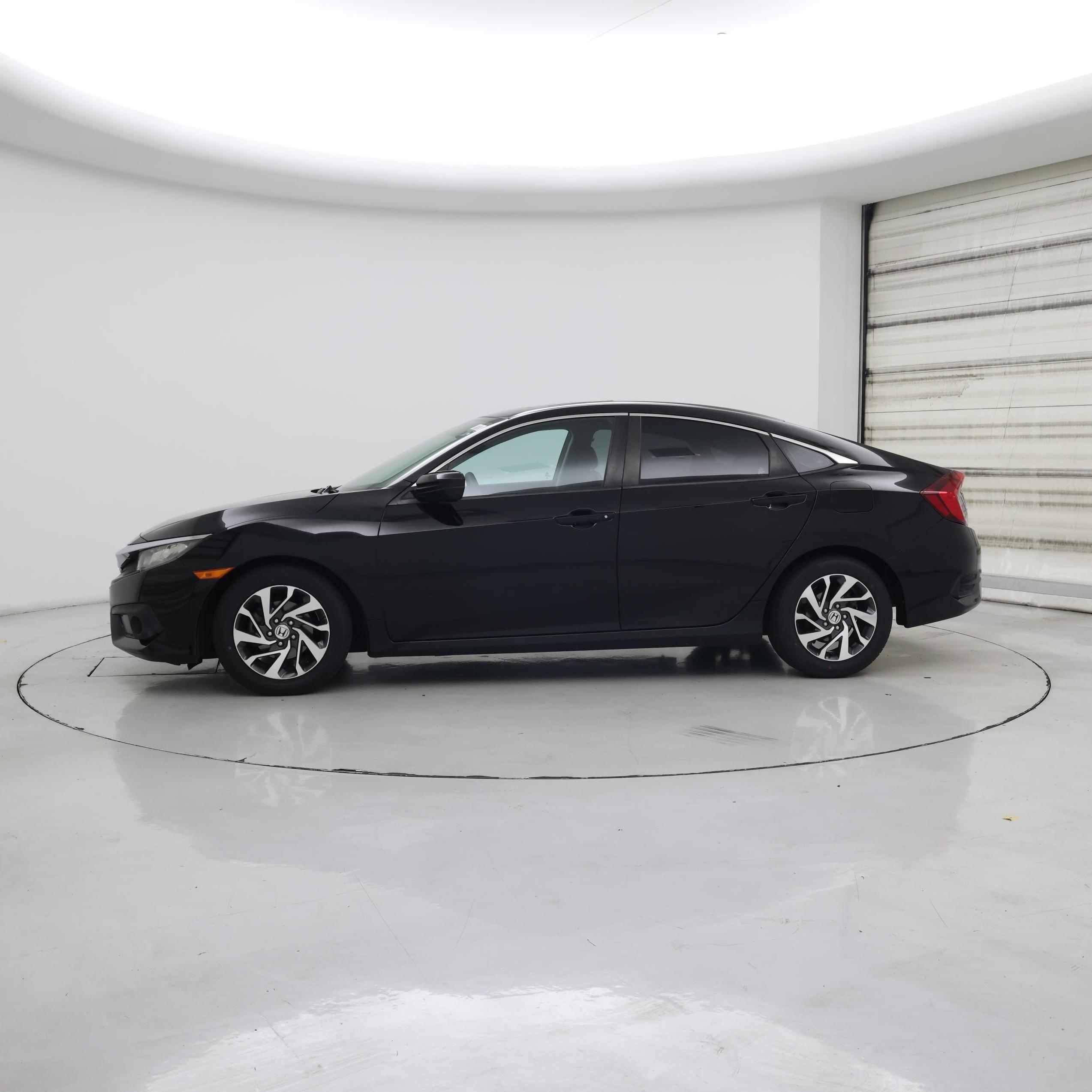 Thumbnail: 2016 Honda Civic - 3
