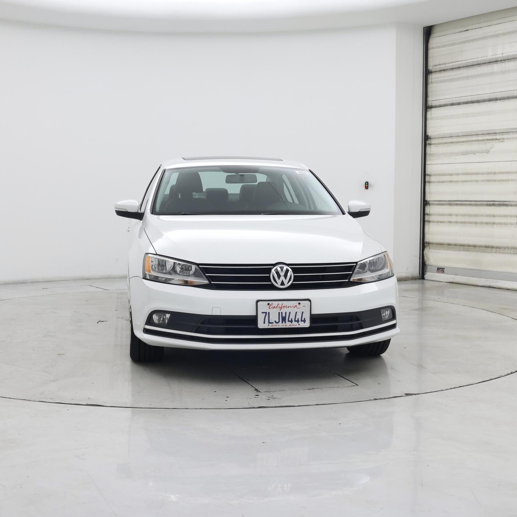 Thumbnail: 2015 Volkswagen Jetta - 5