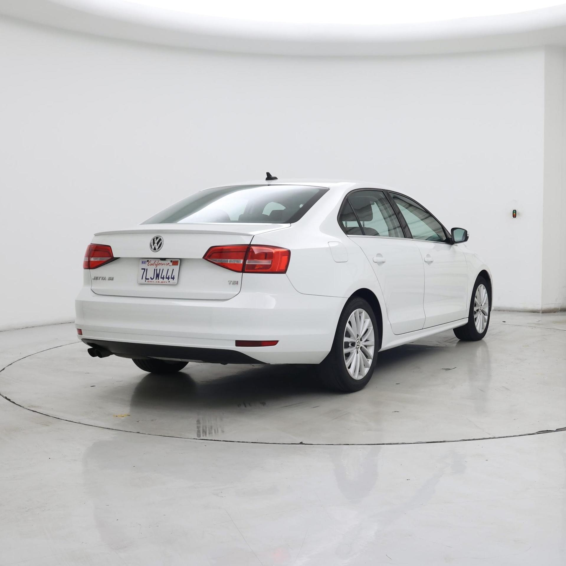 Thumbnail: 2015 Volkswagen Jetta - 8