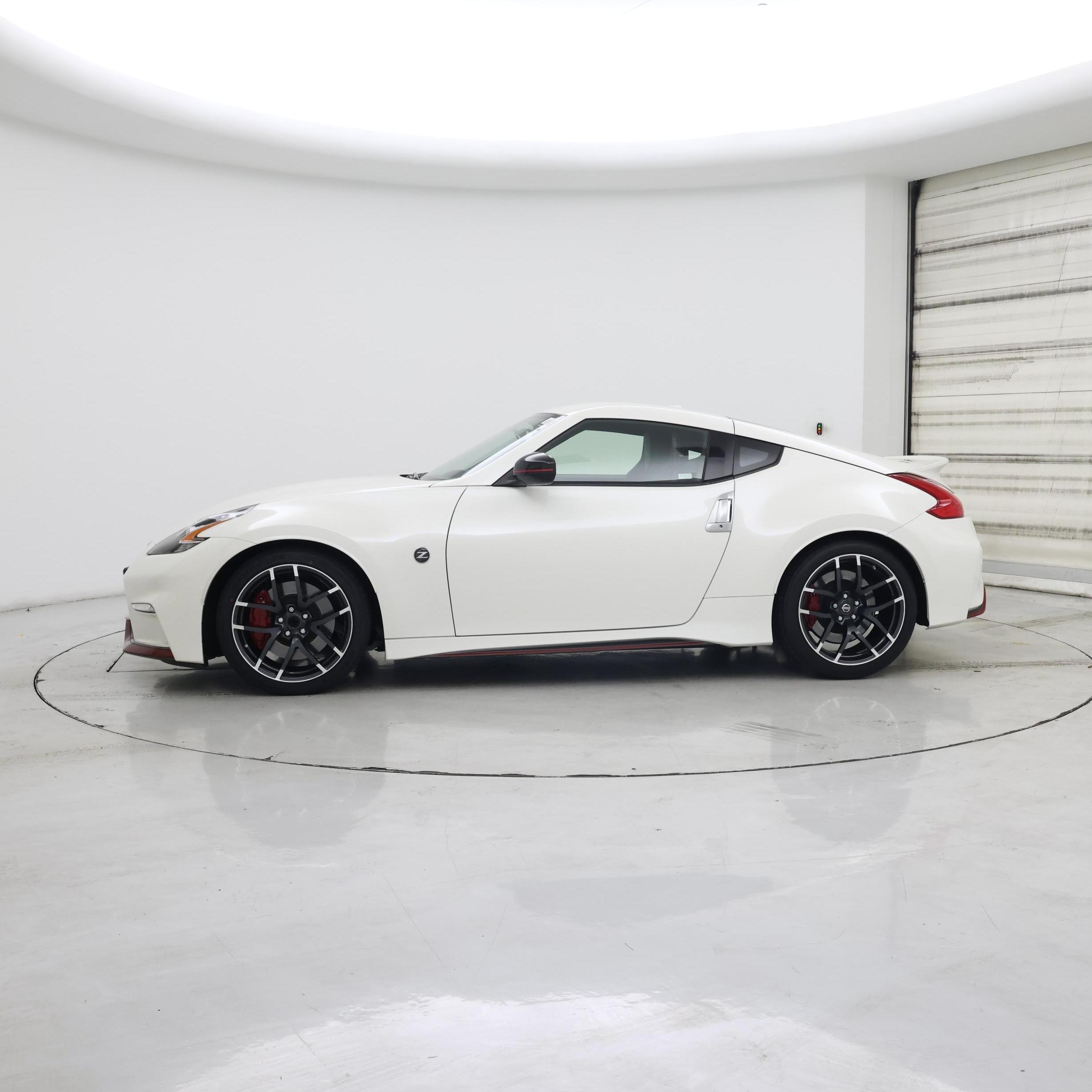 Thumbnail: 2017 Nissan Z - 3