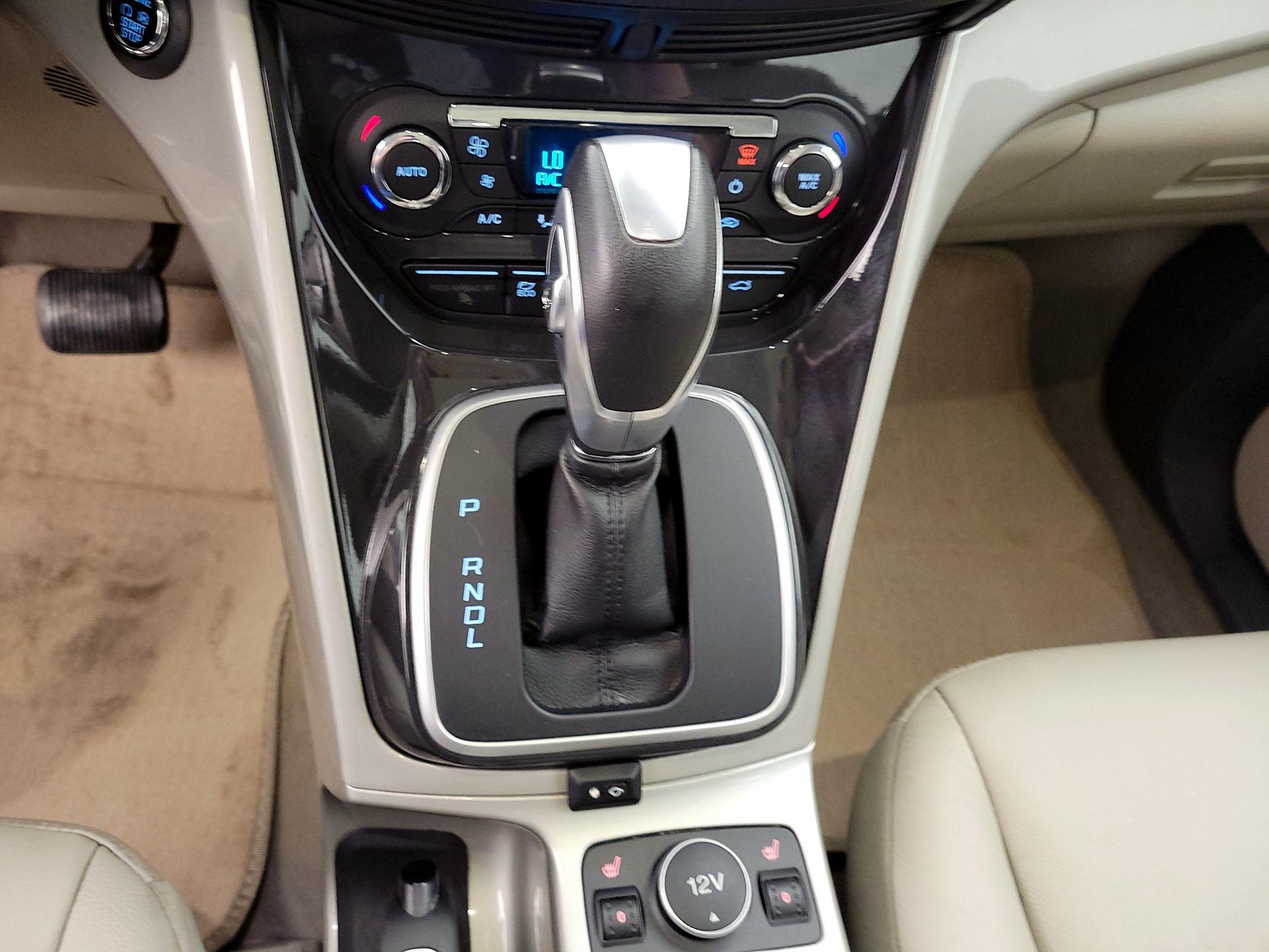 Thumbnail: 2016 Ford C-Max - 16