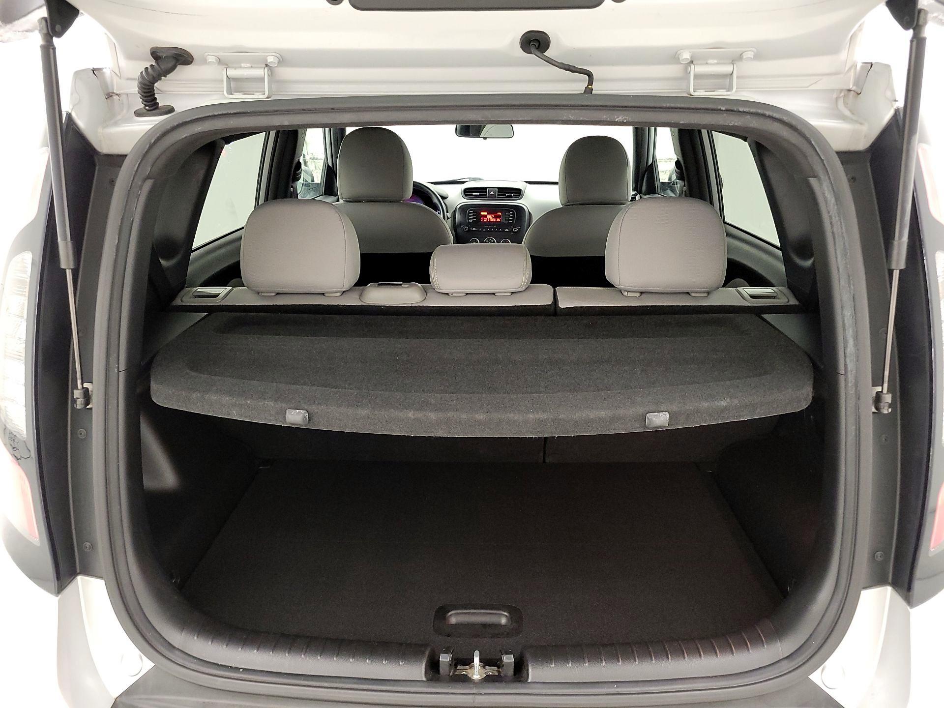 Thumbnail: 2014 Kia Soul - 16