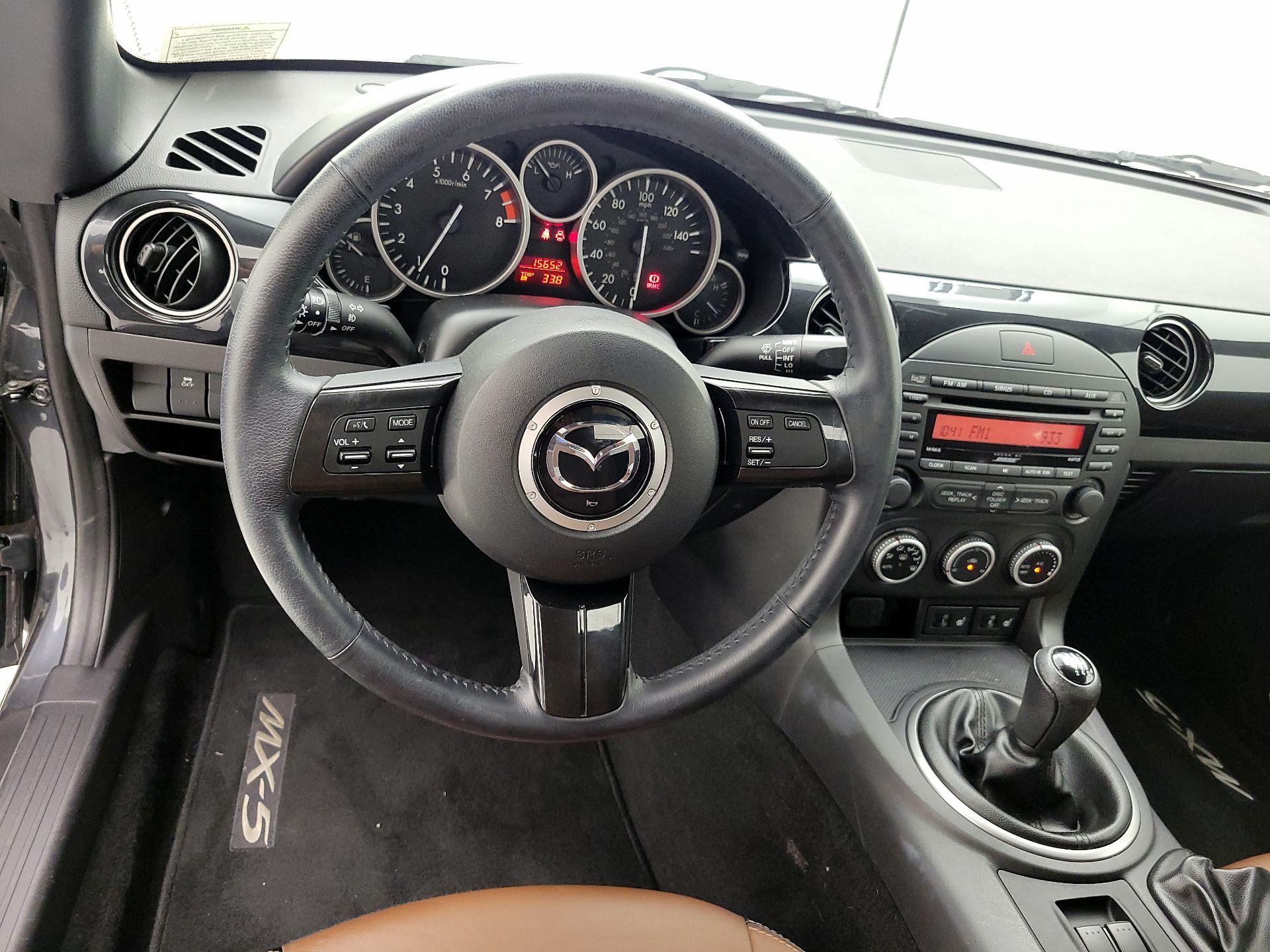 Thumbnail: 2015 Mazda MX-5 Miata - 10