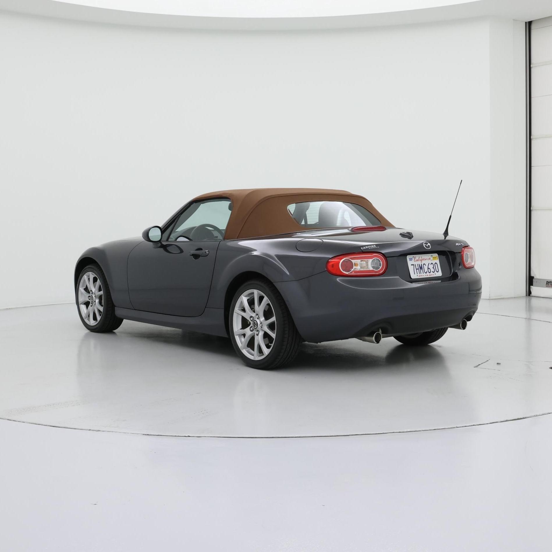 Thumbnail: 2015 Mazda MX-5 Miata - 2
