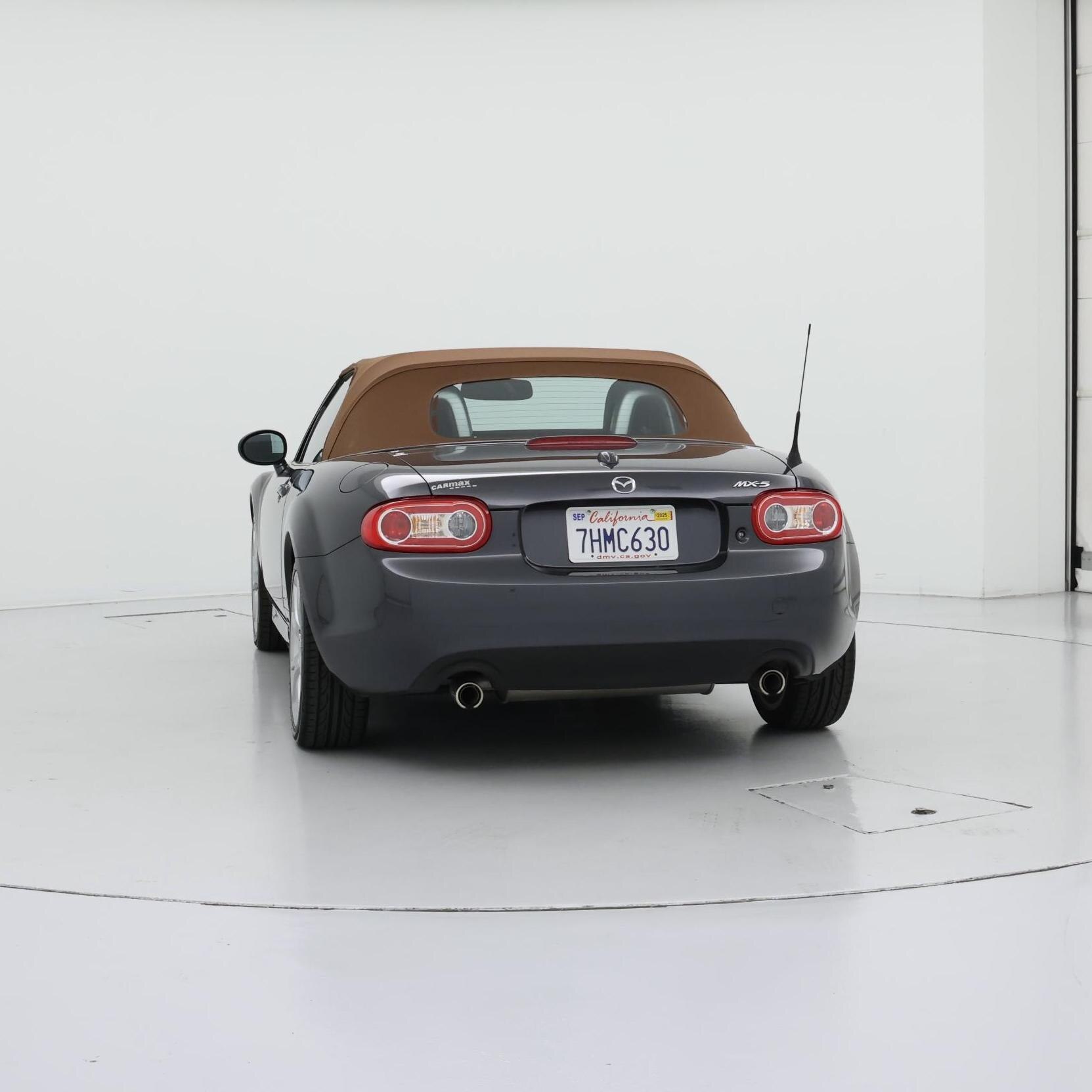 Thumbnail: 2015 Mazda MX-5 Miata - 6
