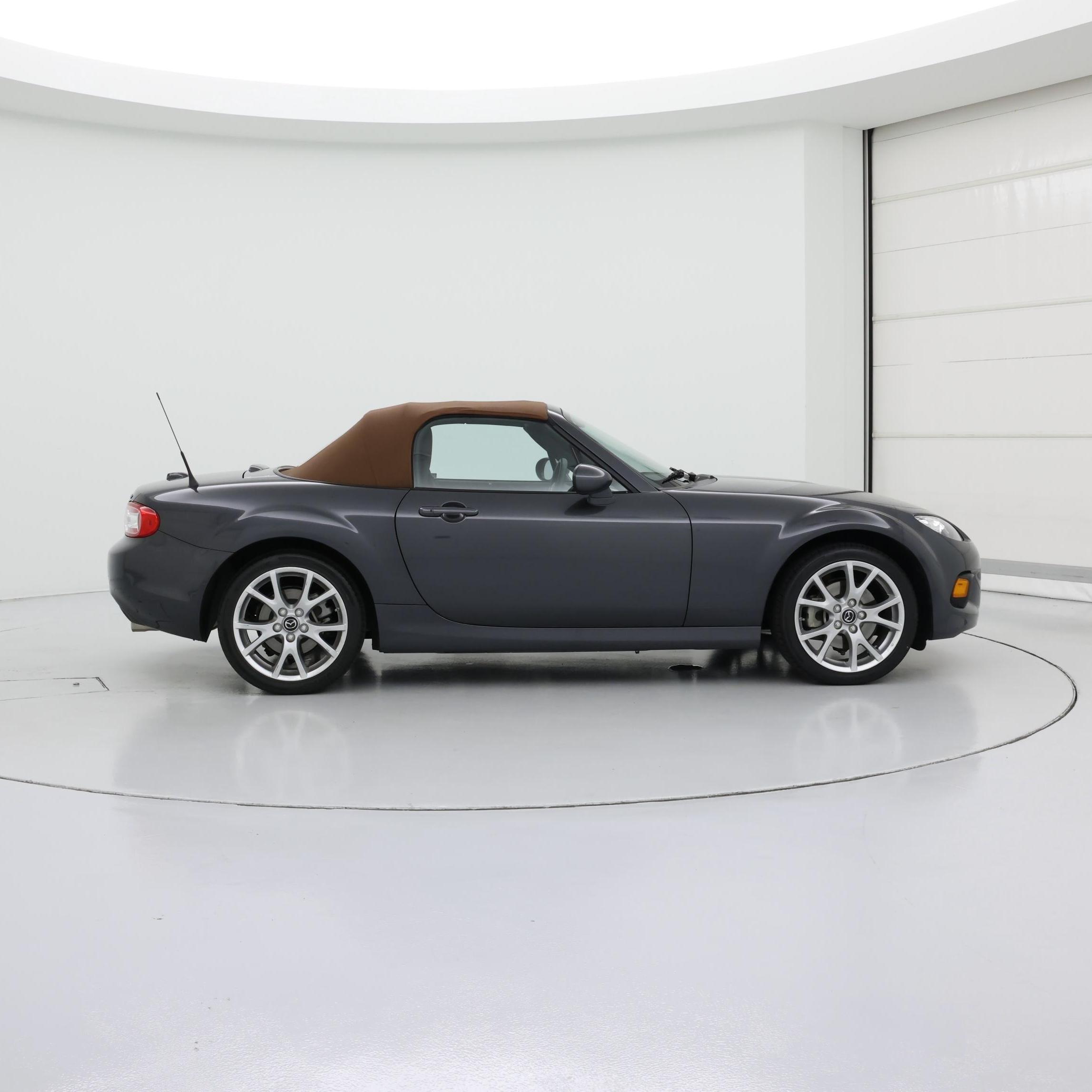 Thumbnail: 2015 Mazda MX-5 Miata - 7