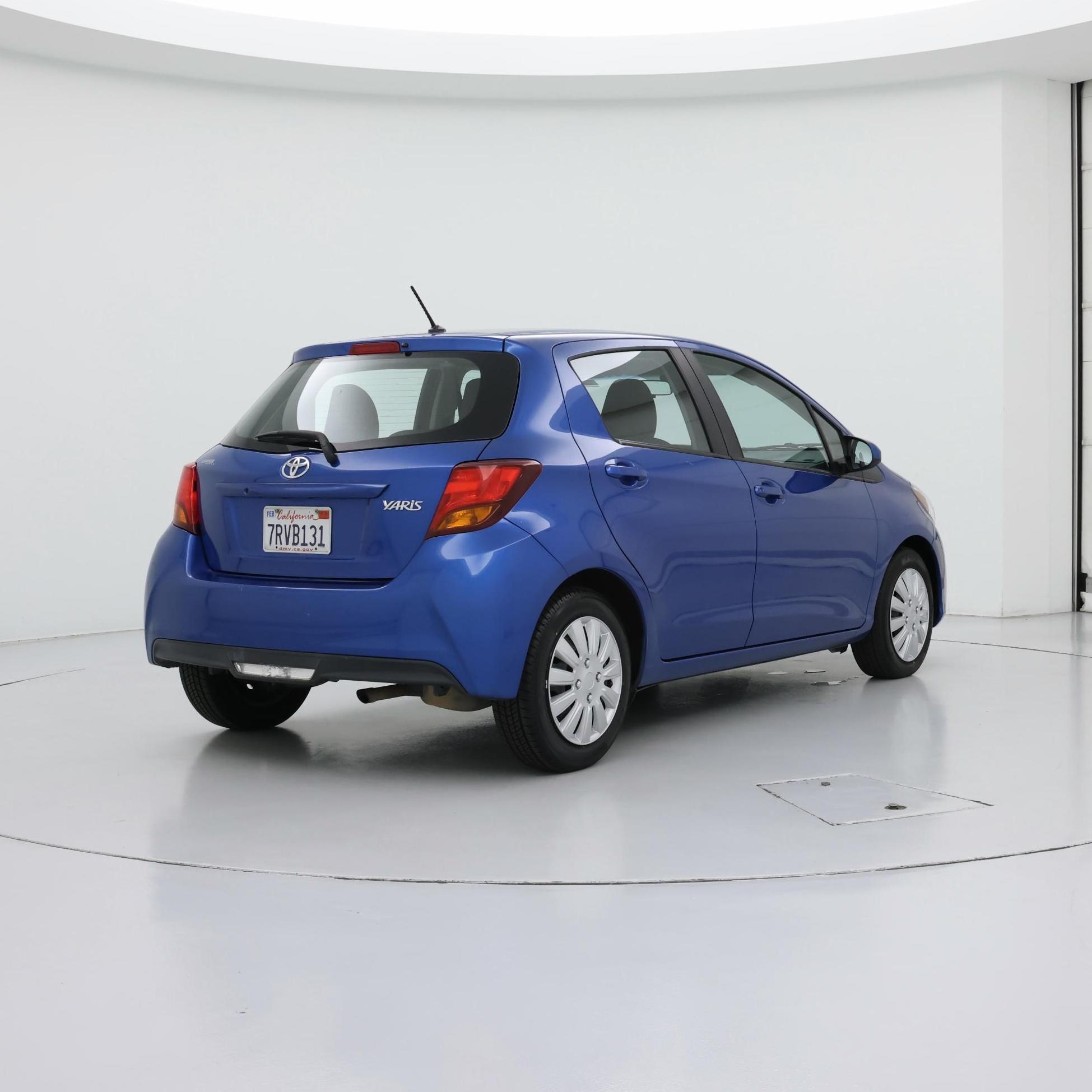 Thumbnail: 2016 Toyota Yaris - 8