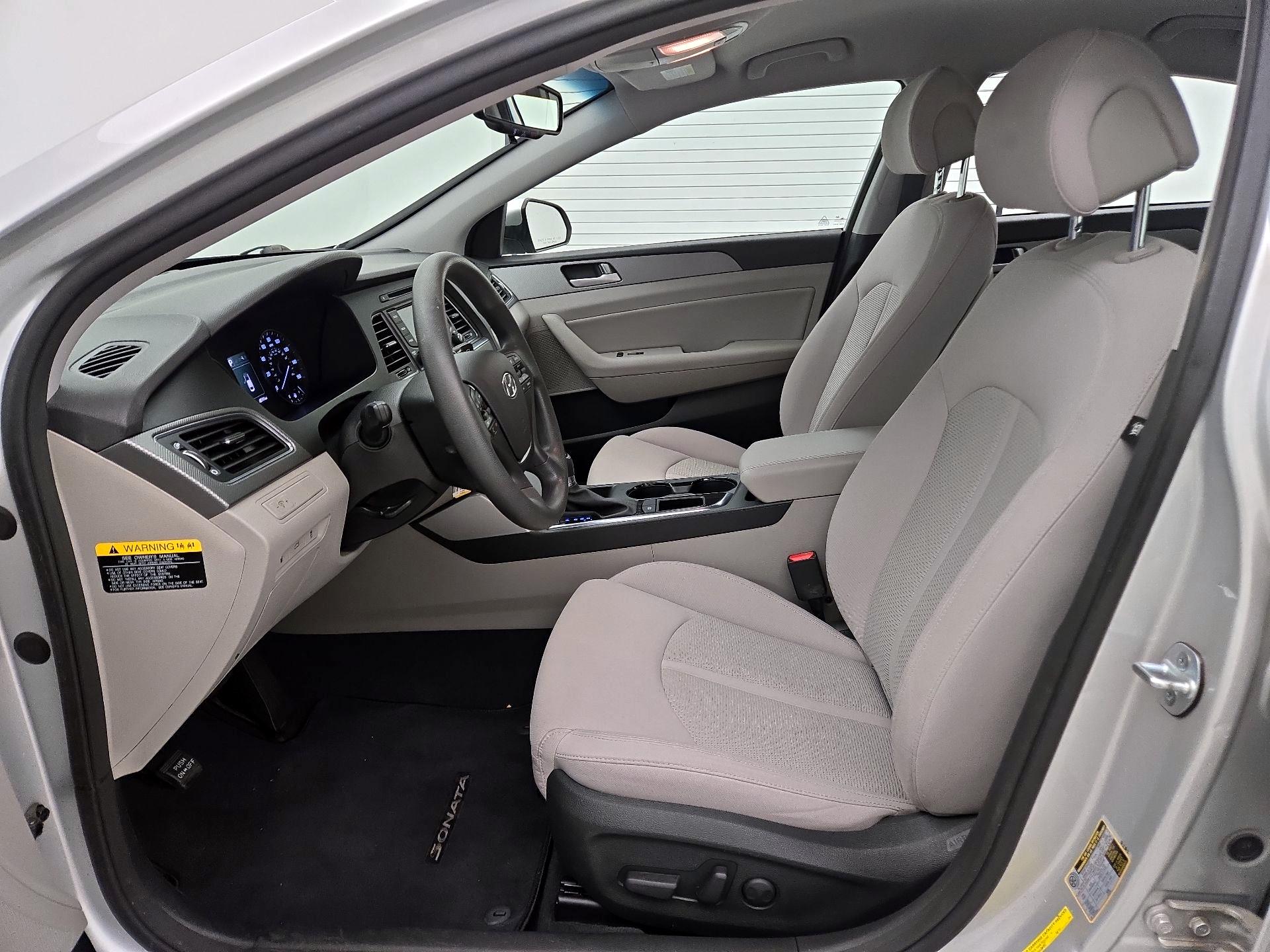 Thumbnail: 2015 Hyundai Sonata - 11