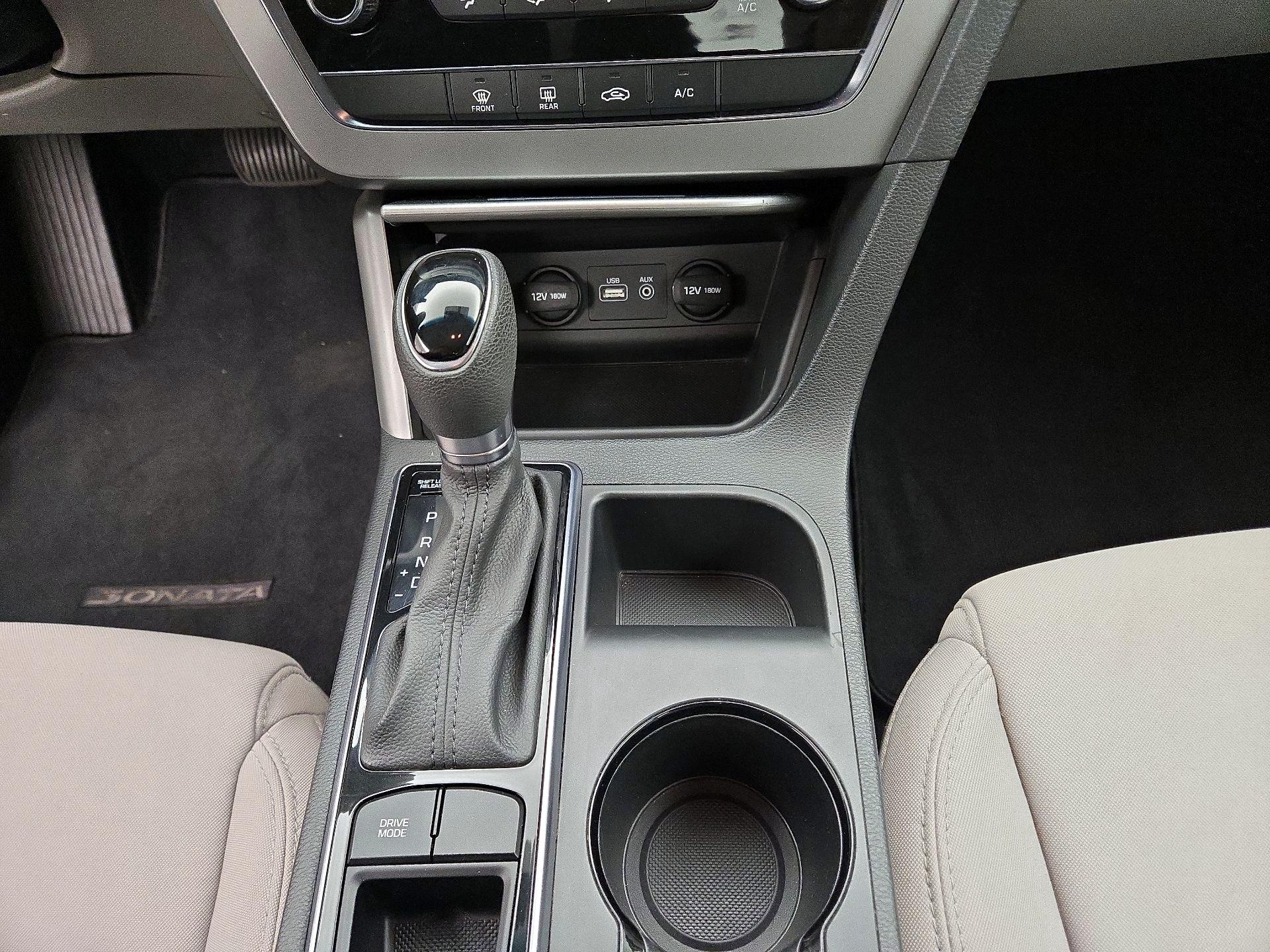 Thumbnail: 2015 Hyundai Sonata - 17