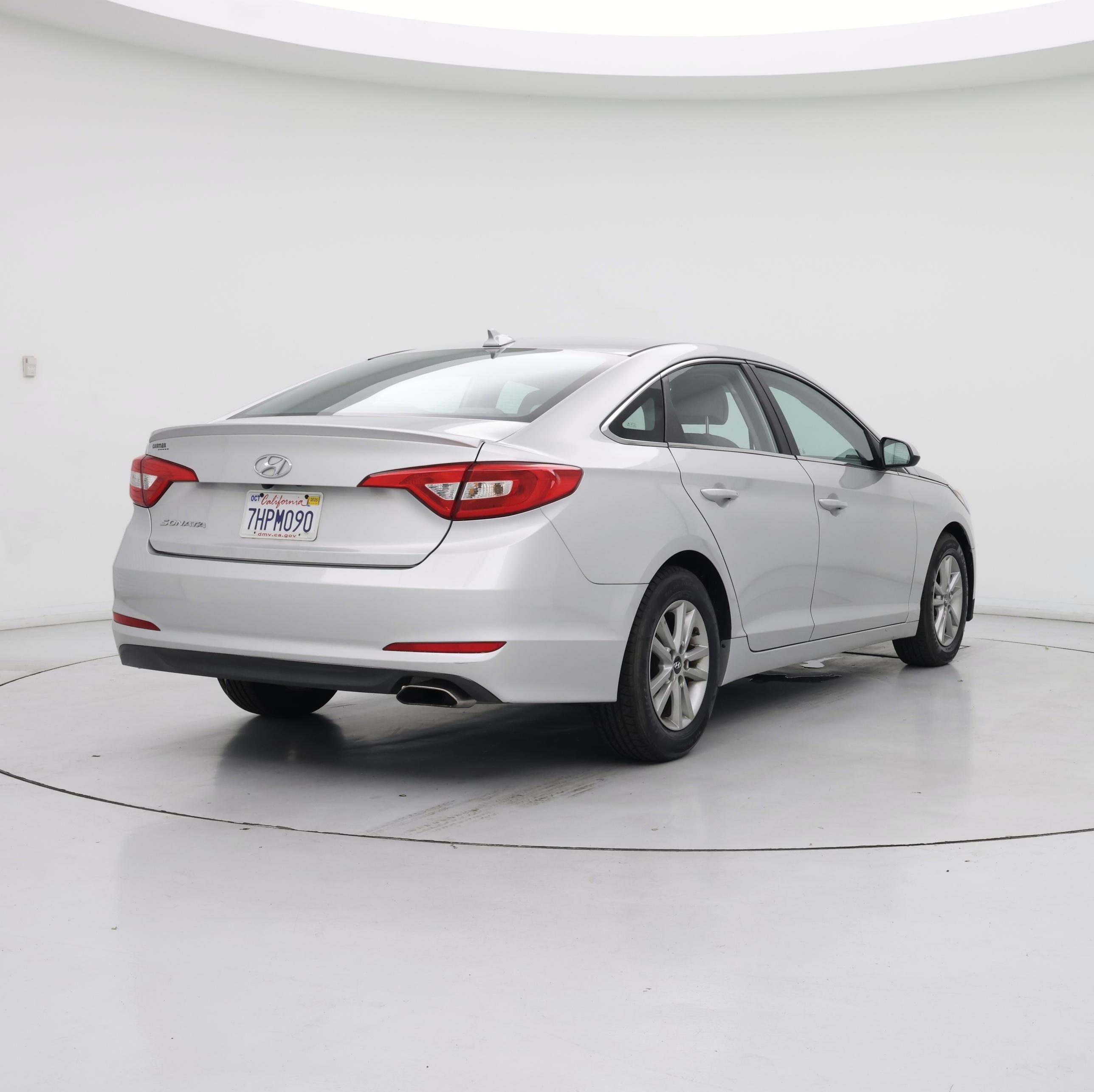 Thumbnail: 2015 Hyundai Sonata - 8