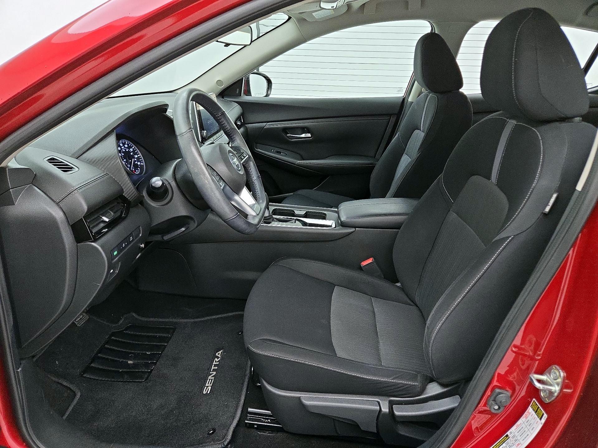 Thumbnail: 2021 Nissan Sentra - 11