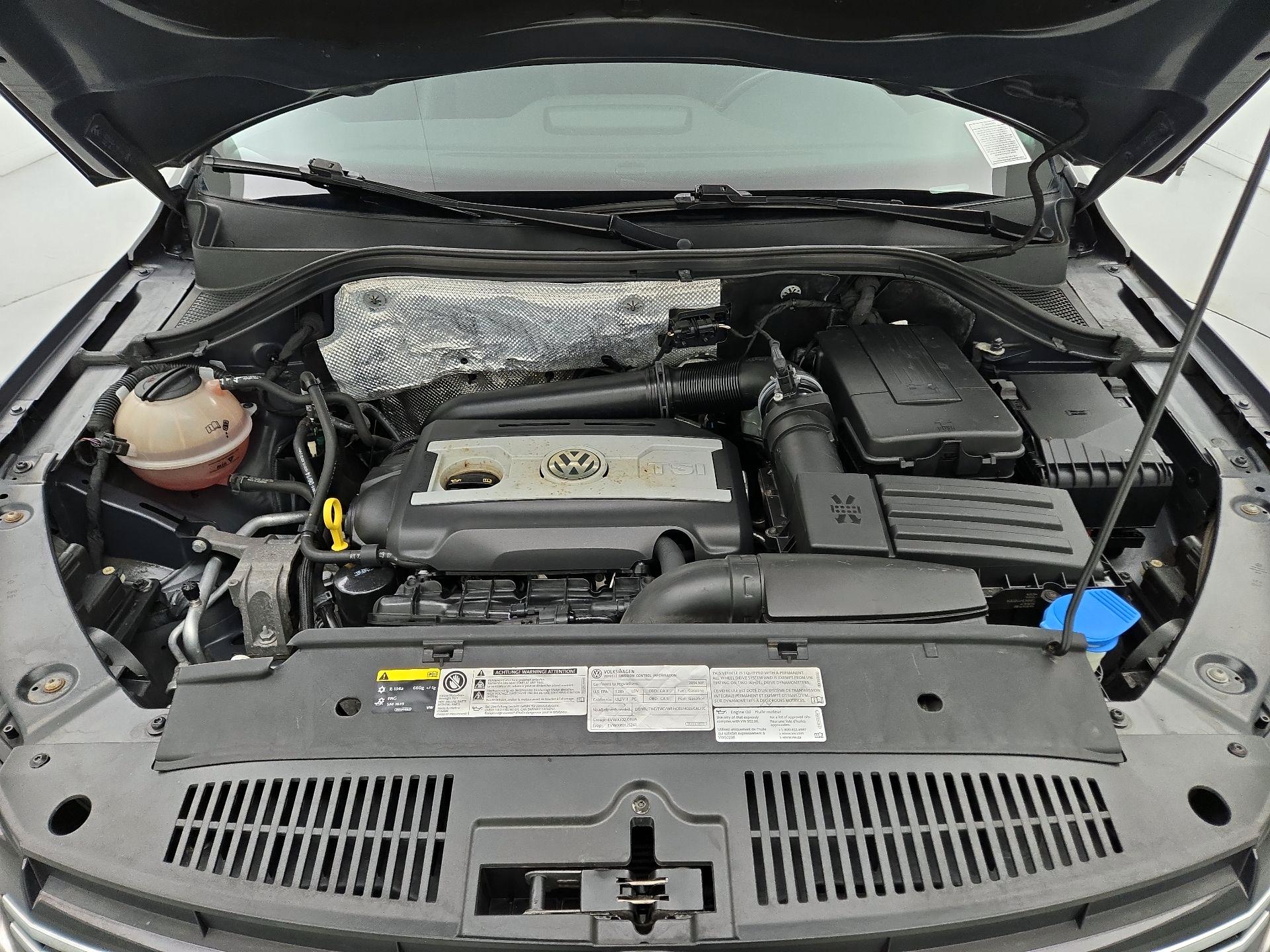 Thumbnail: 2014 Volkswagen Tiguan - 20