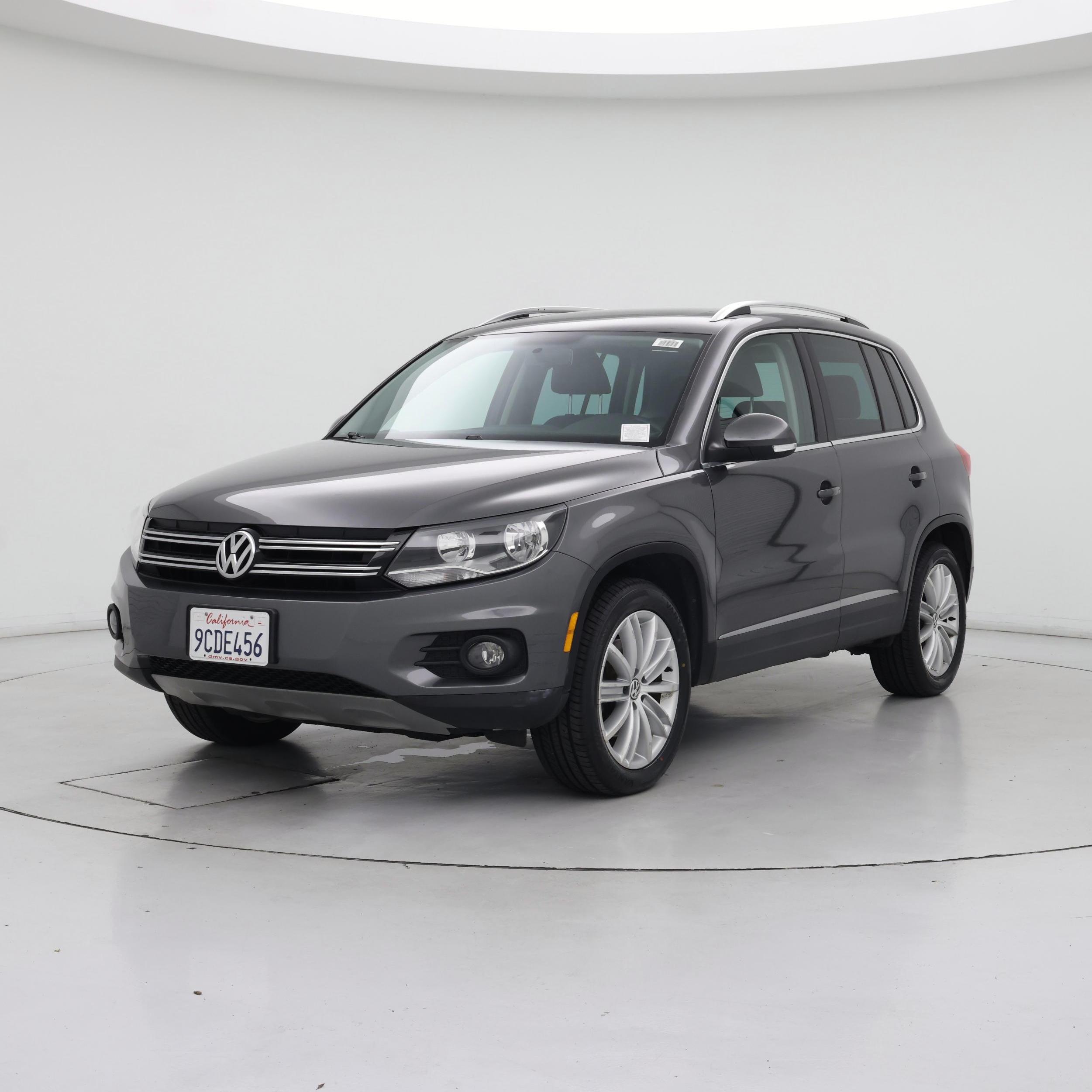 Thumbnail: 2014 Volkswagen Tiguan - 4