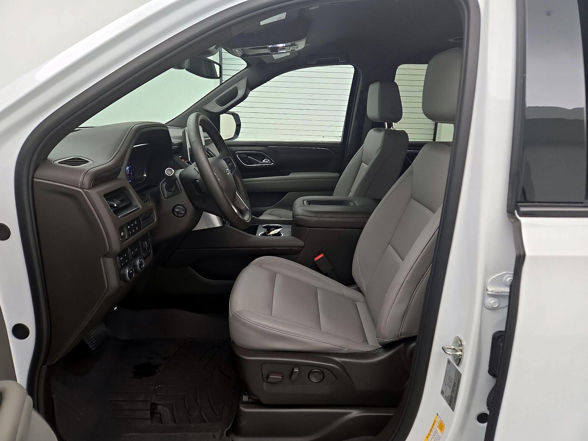 Thumbnail: 2024 Chevrolet Tahoe - 11