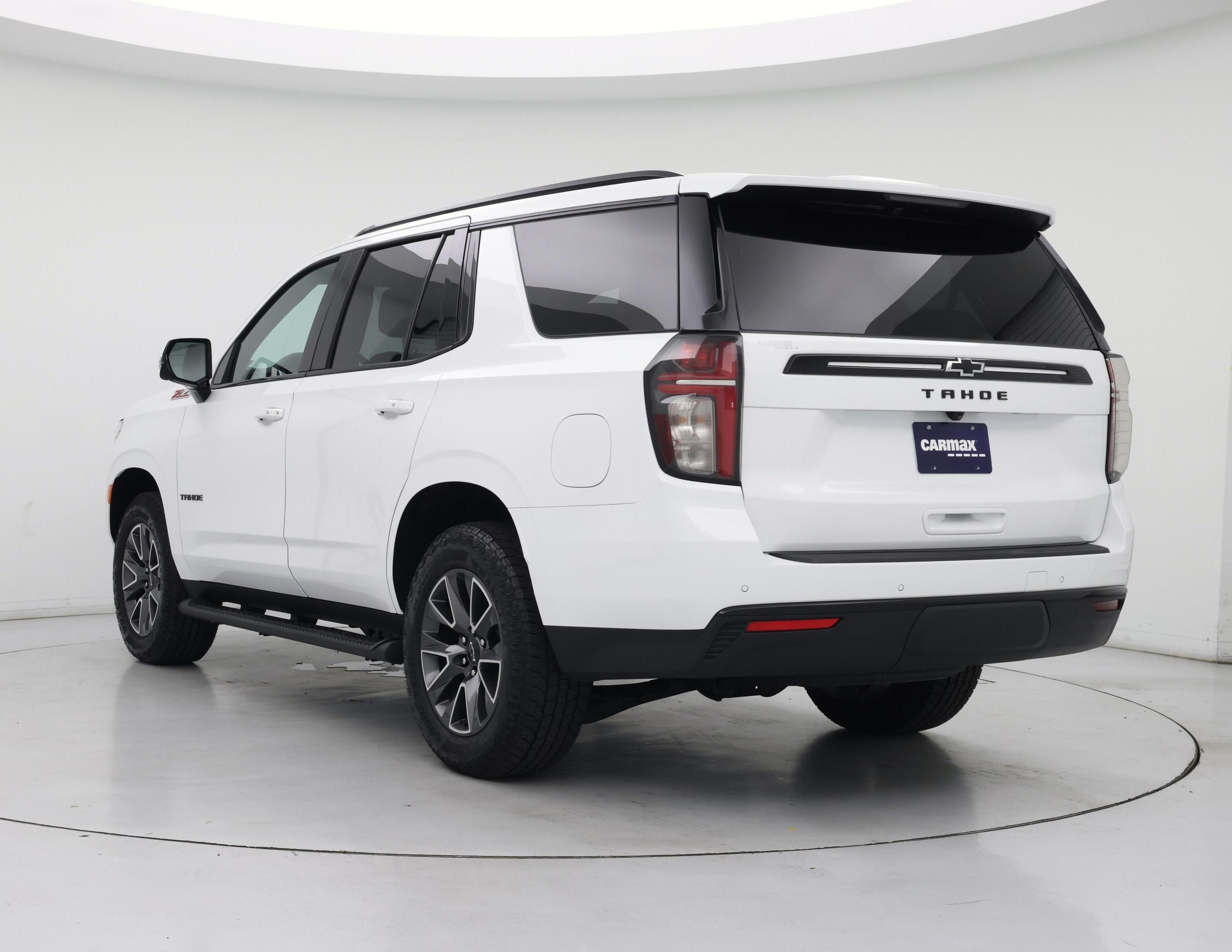 Thumbnail: 2024 Chevrolet Tahoe - 2