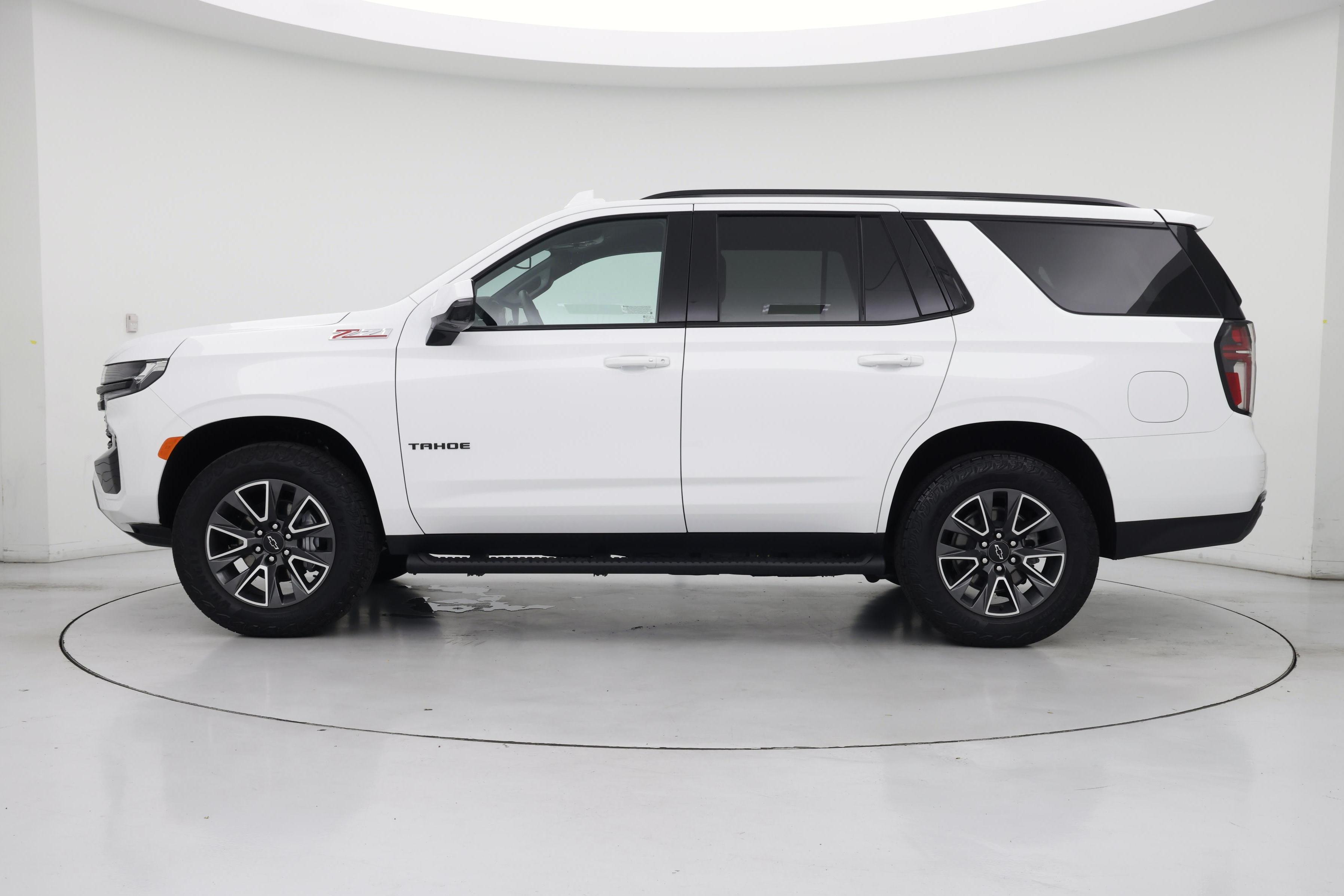 Thumbnail: 2024 Chevrolet Tahoe - 3