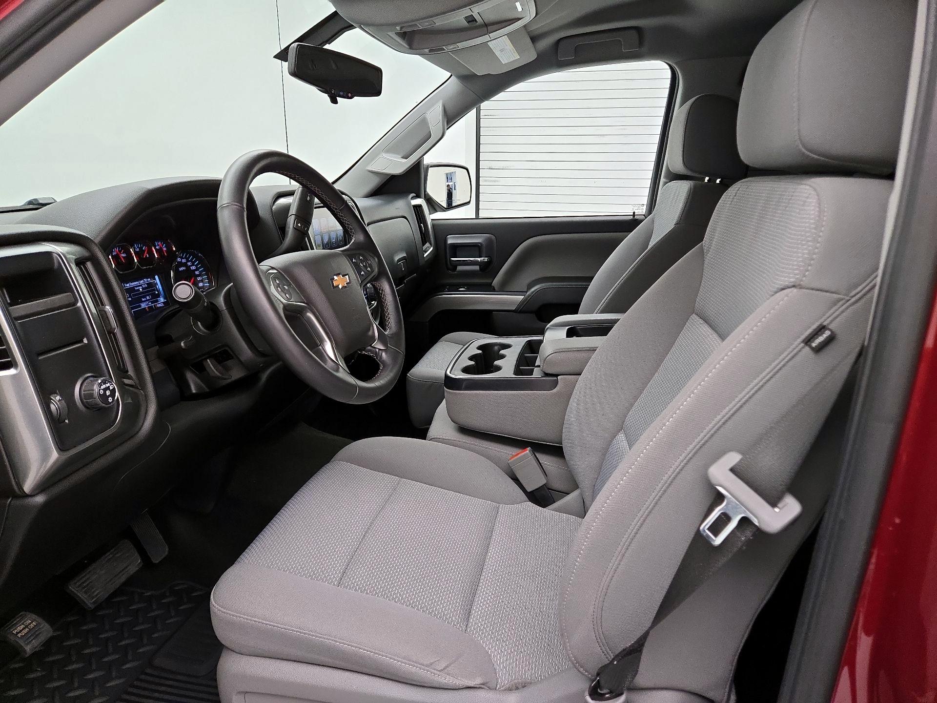 Thumbnail: 2018 Chevrolet Silverado 1500 - 11