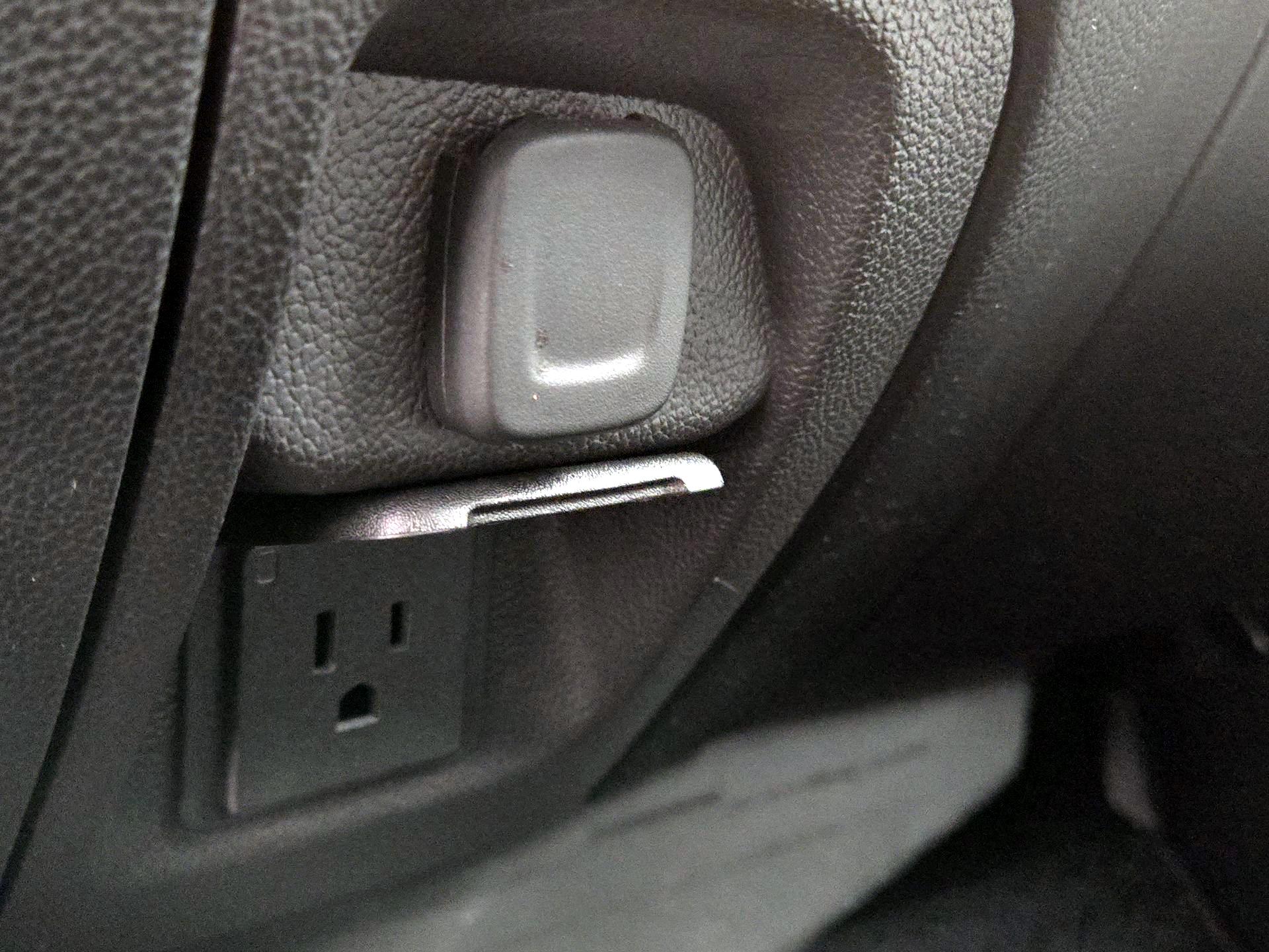 Thumbnail: 2018 Chevrolet Silverado 1500 - 18