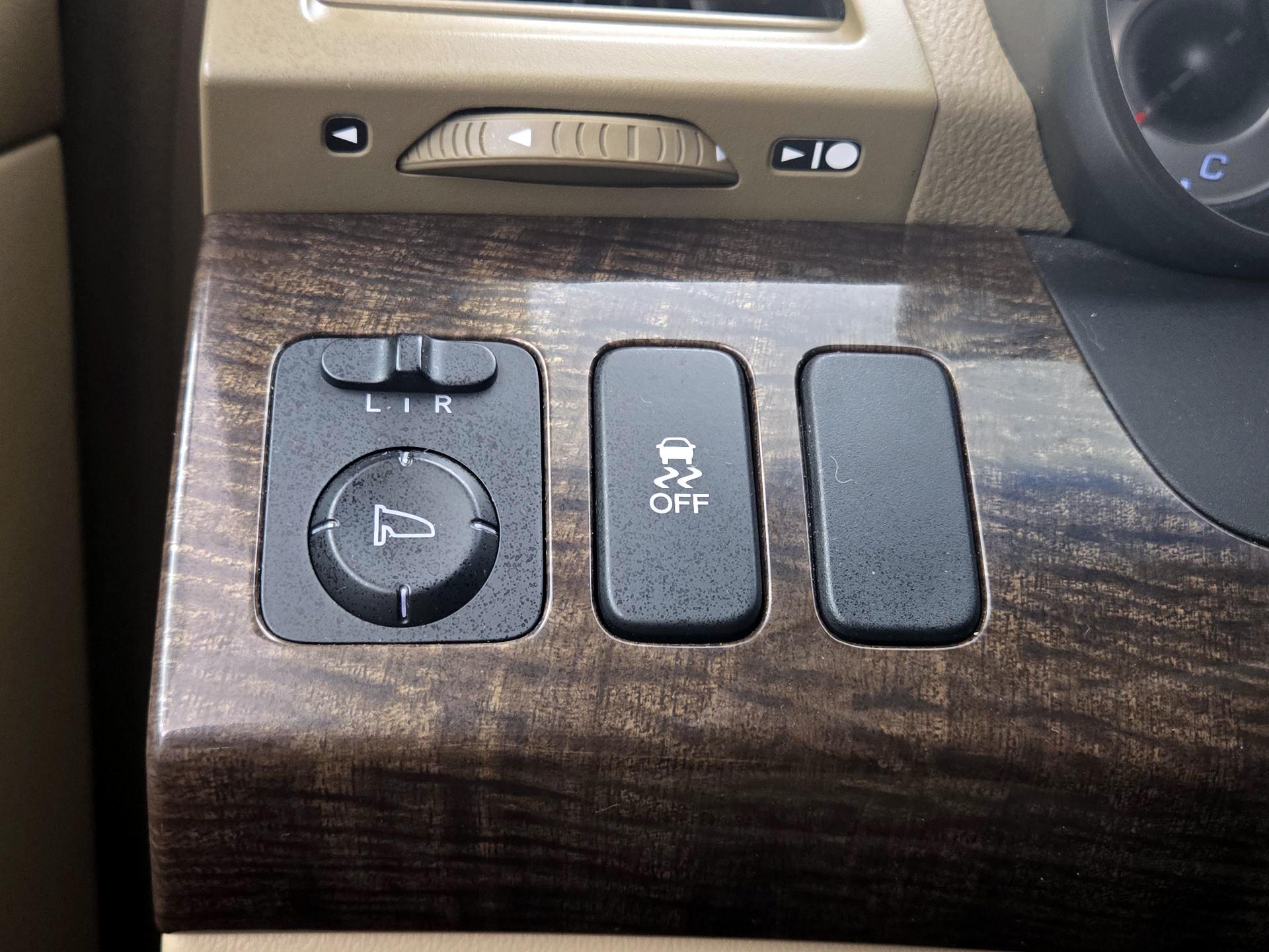 Thumbnail: 2013 Acura MDX - 13