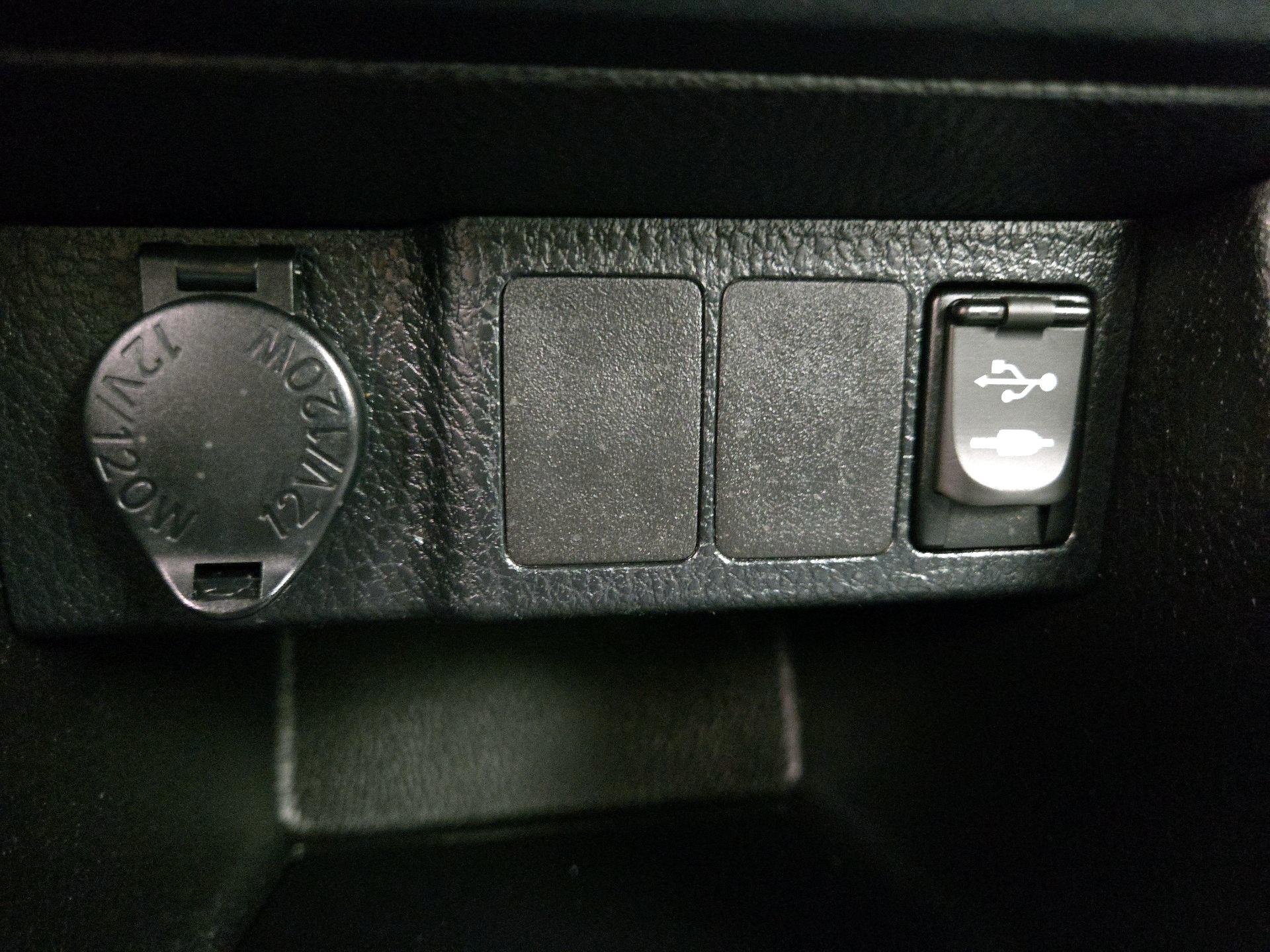 Thumbnail: 2014 Toyota Corolla - 17