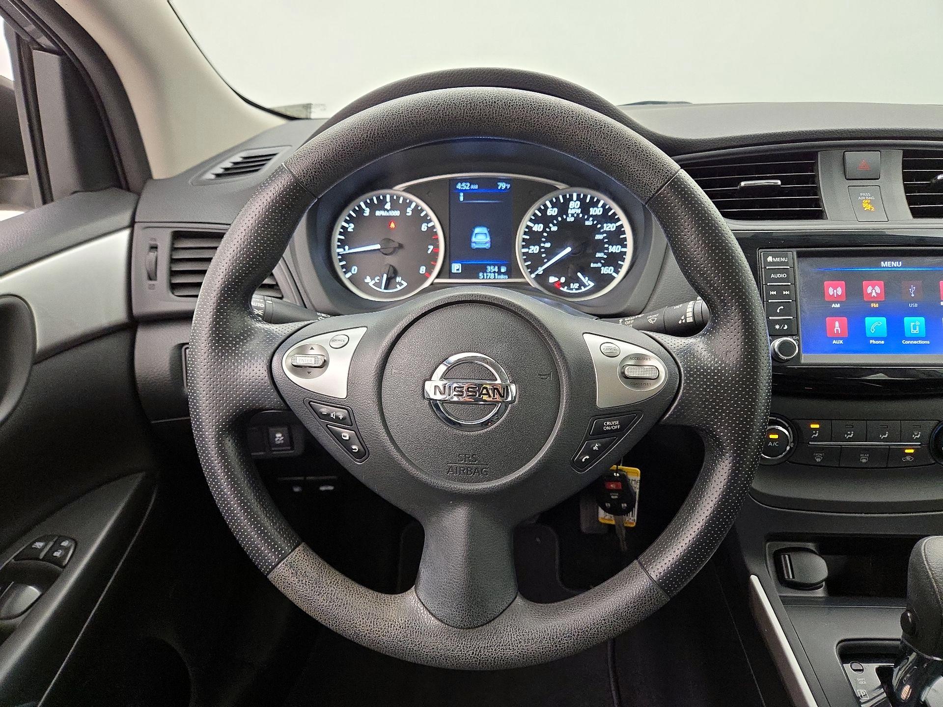 Thumbnail: 2019 Nissan Sentra - 10
