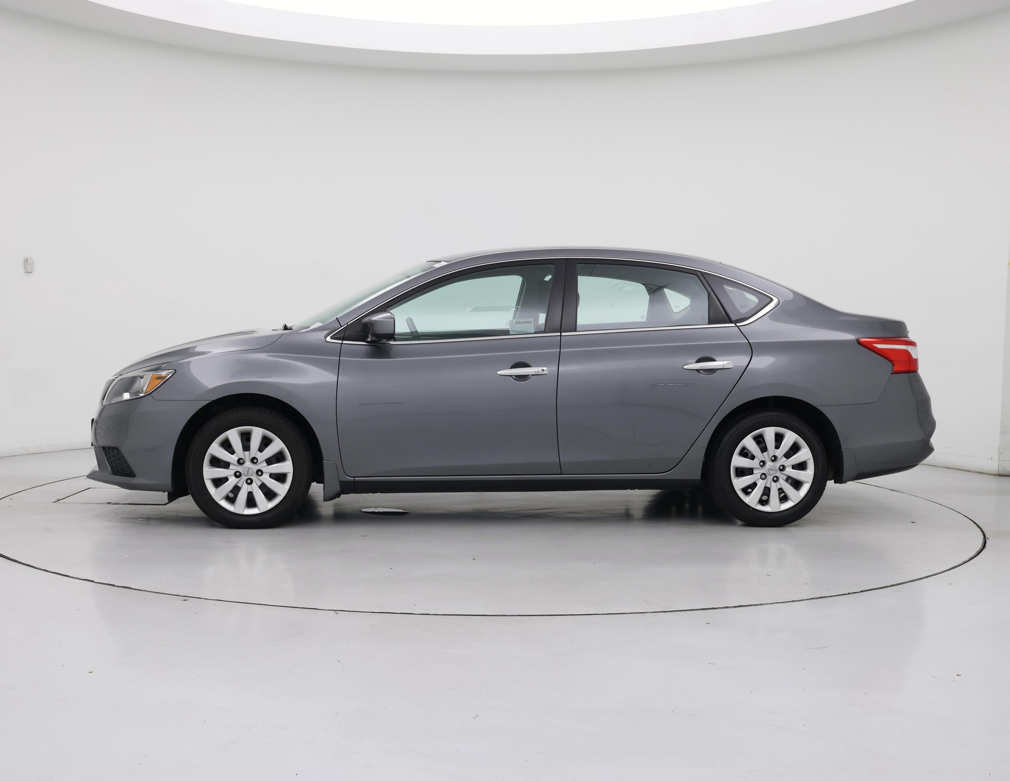 Thumbnail: 2019 Nissan Sentra - 3