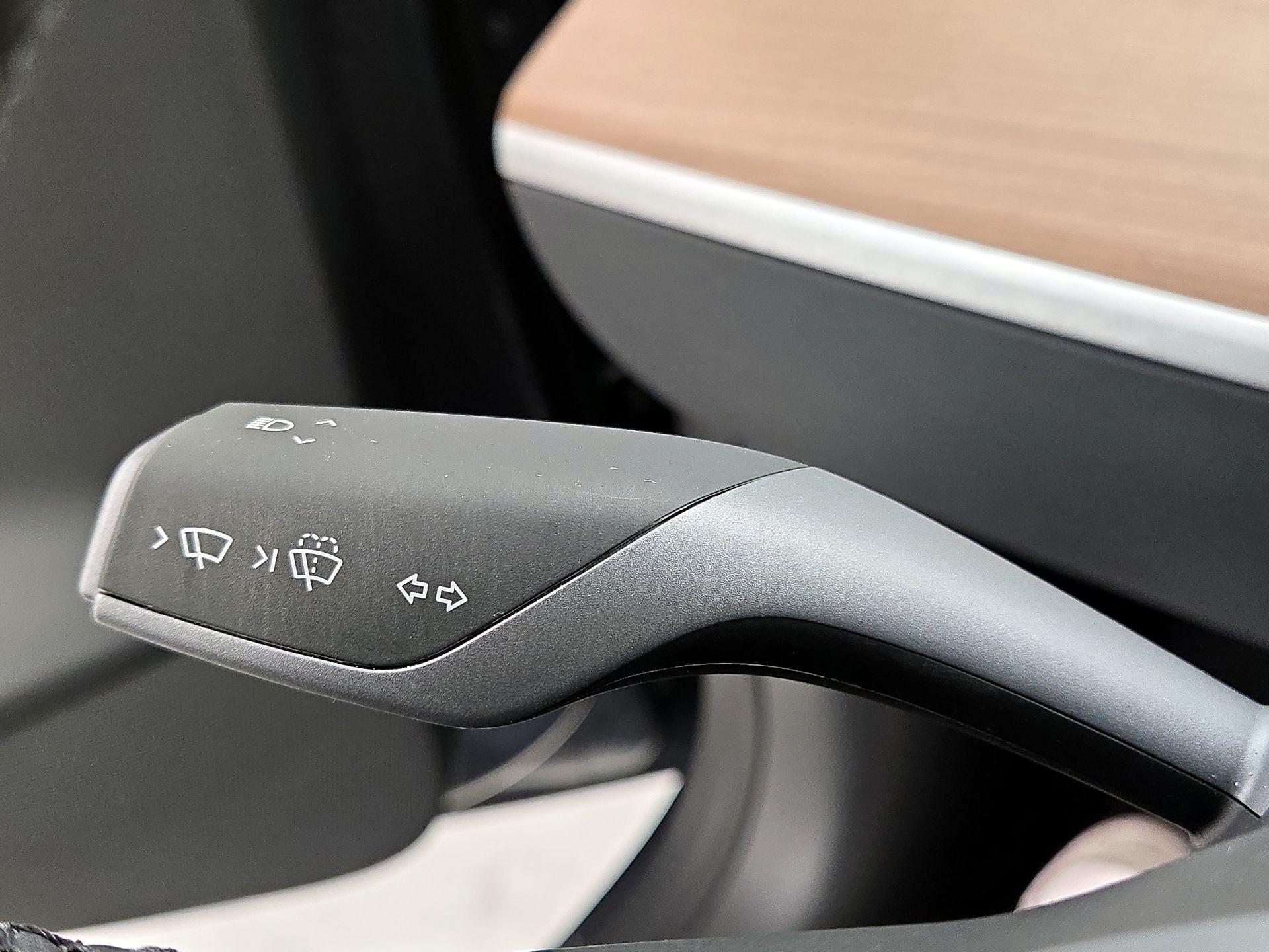 Thumbnail: 2023 Tesla Model 3 - 13