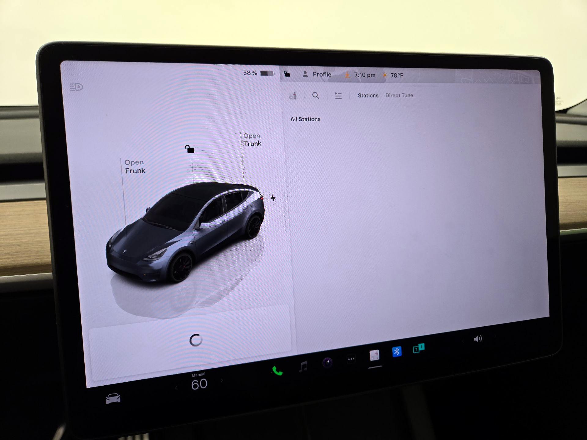 Thumbnail: 2022 Tesla Model Y - 16