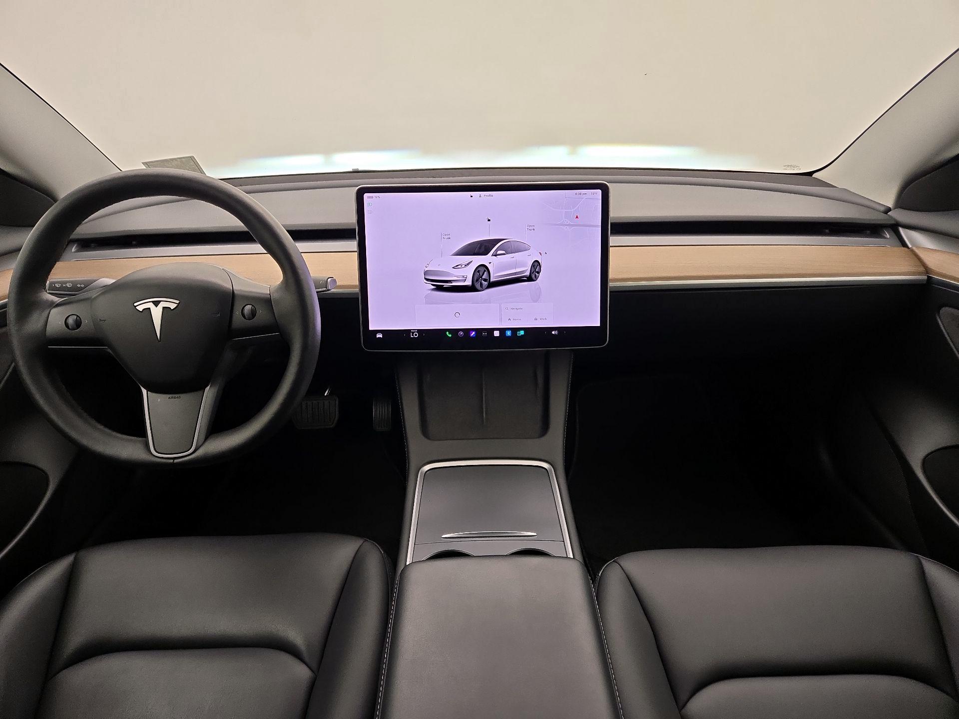 Thumbnail: 2023 Tesla Model 3 - 9