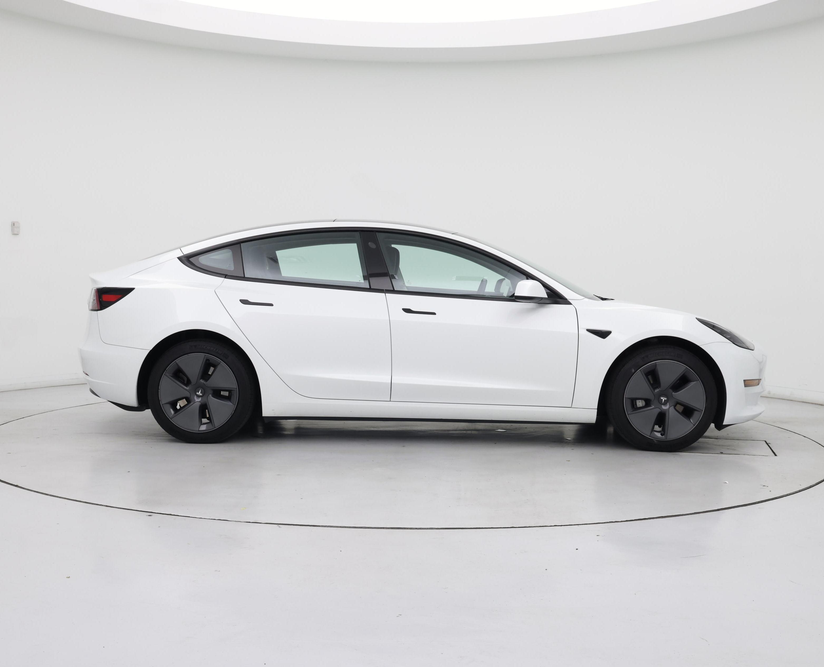 Thumbnail: 2023 Tesla Model 3 - 7