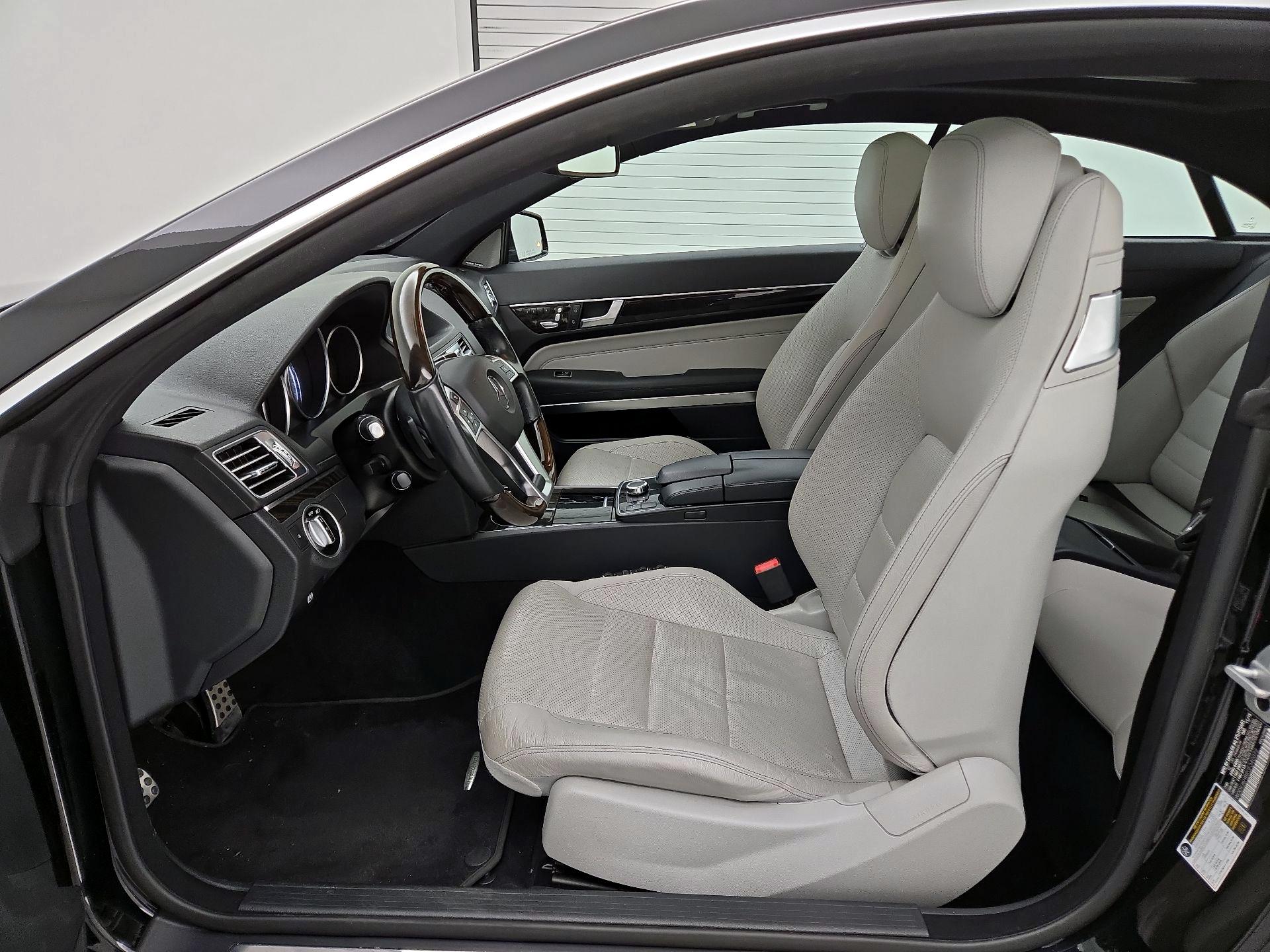 Thumbnail: 2016 Mercedes-Benz E-Class - 11