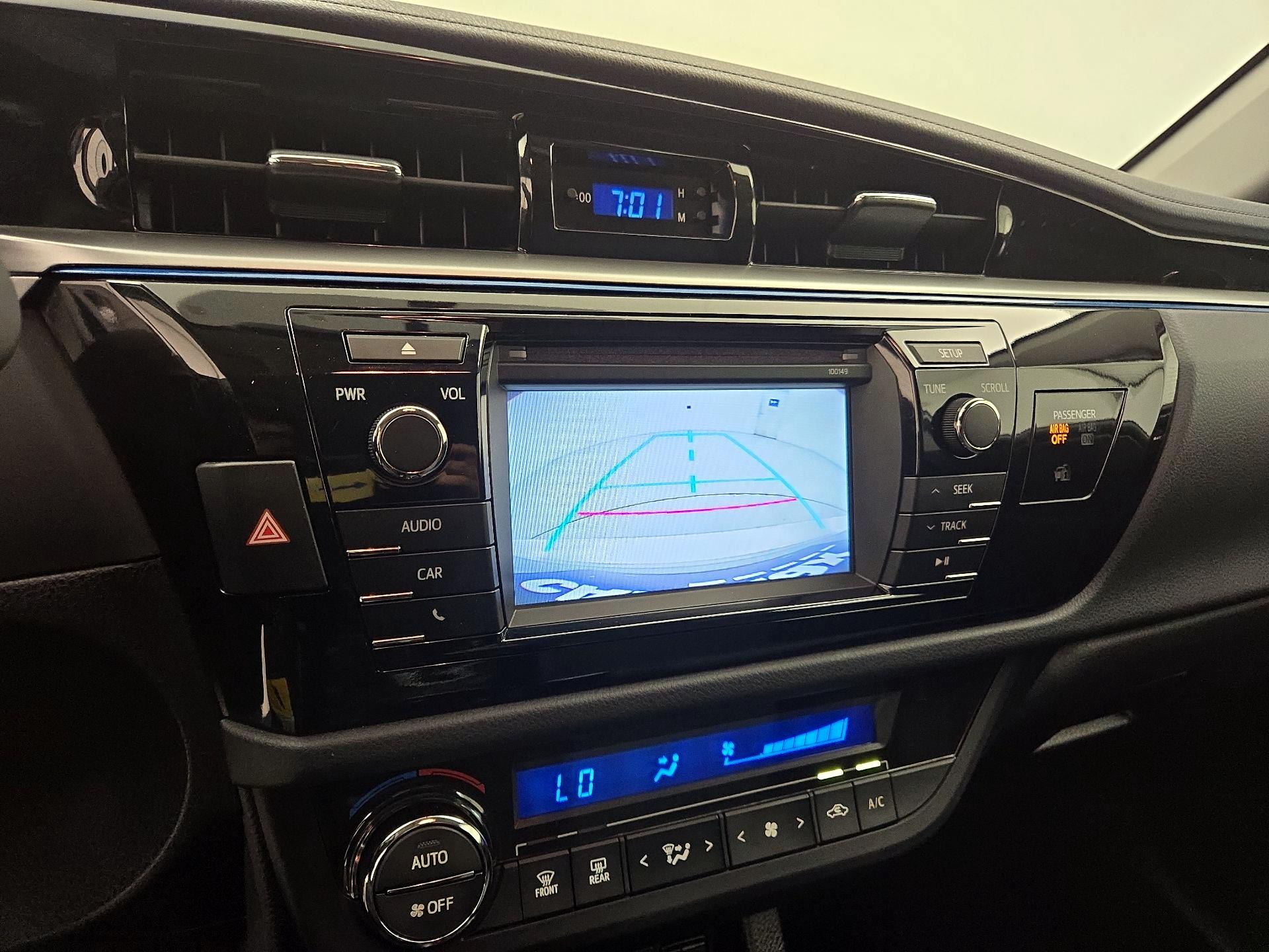Thumbnail: 2014 Toyota Corolla - 14