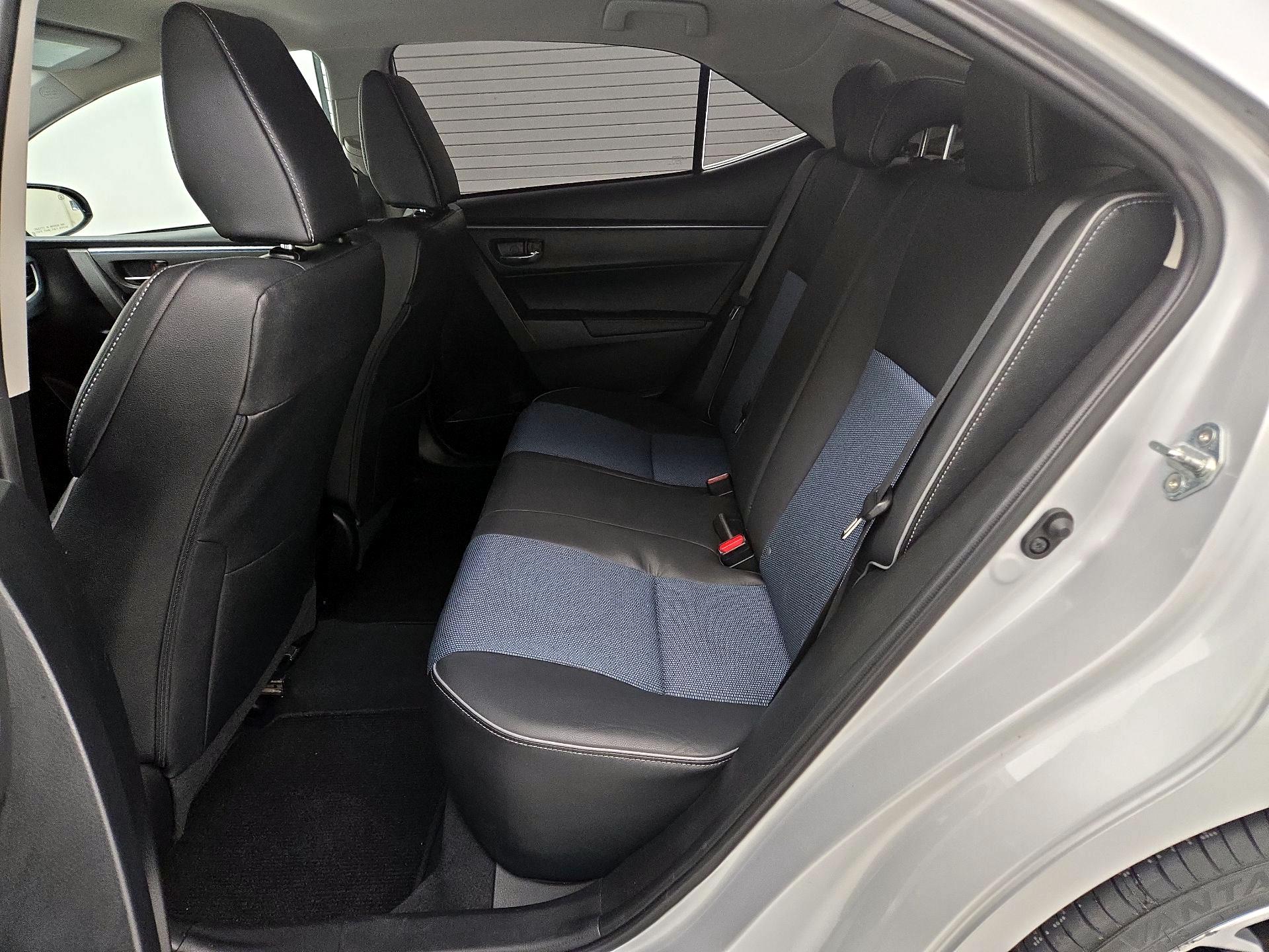 Thumbnail: 2014 Toyota Corolla - 18