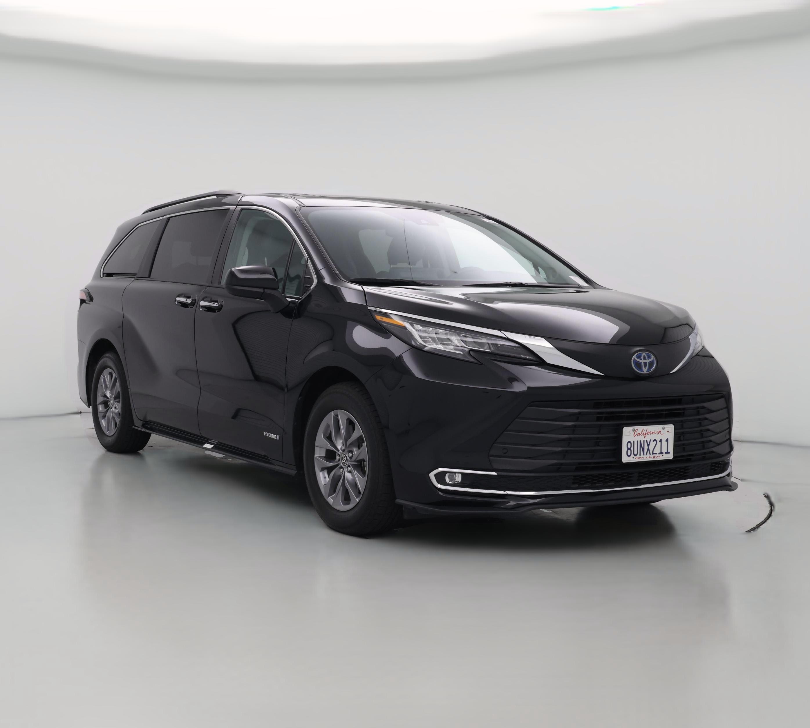 Thumbnail: 2021 Toyota Sienna - 1
