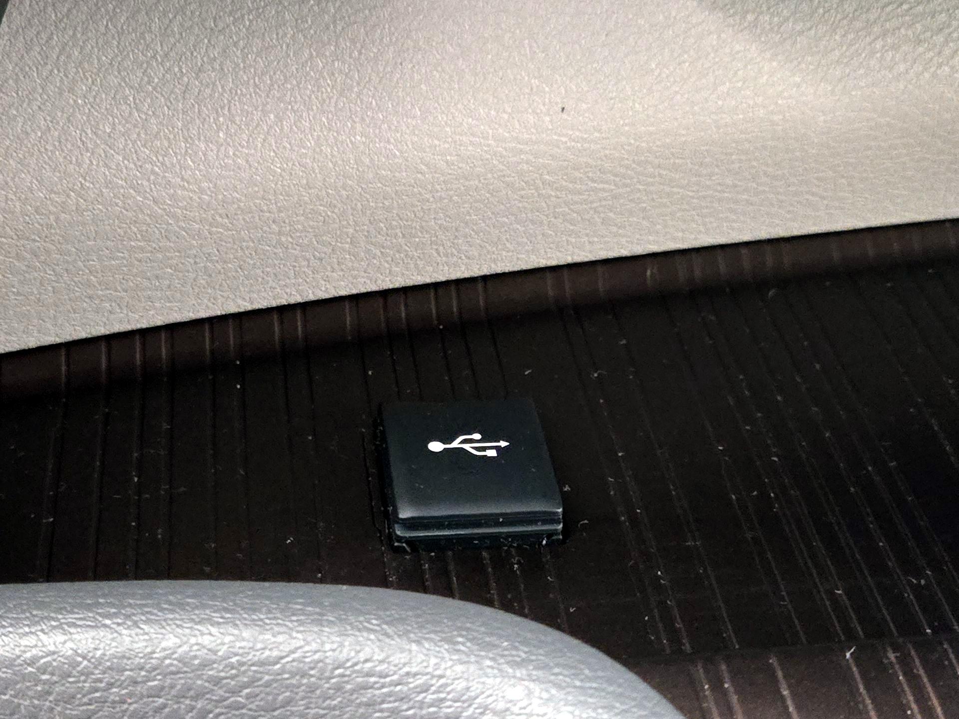 Thumbnail: 2021 Toyota Sienna - 19