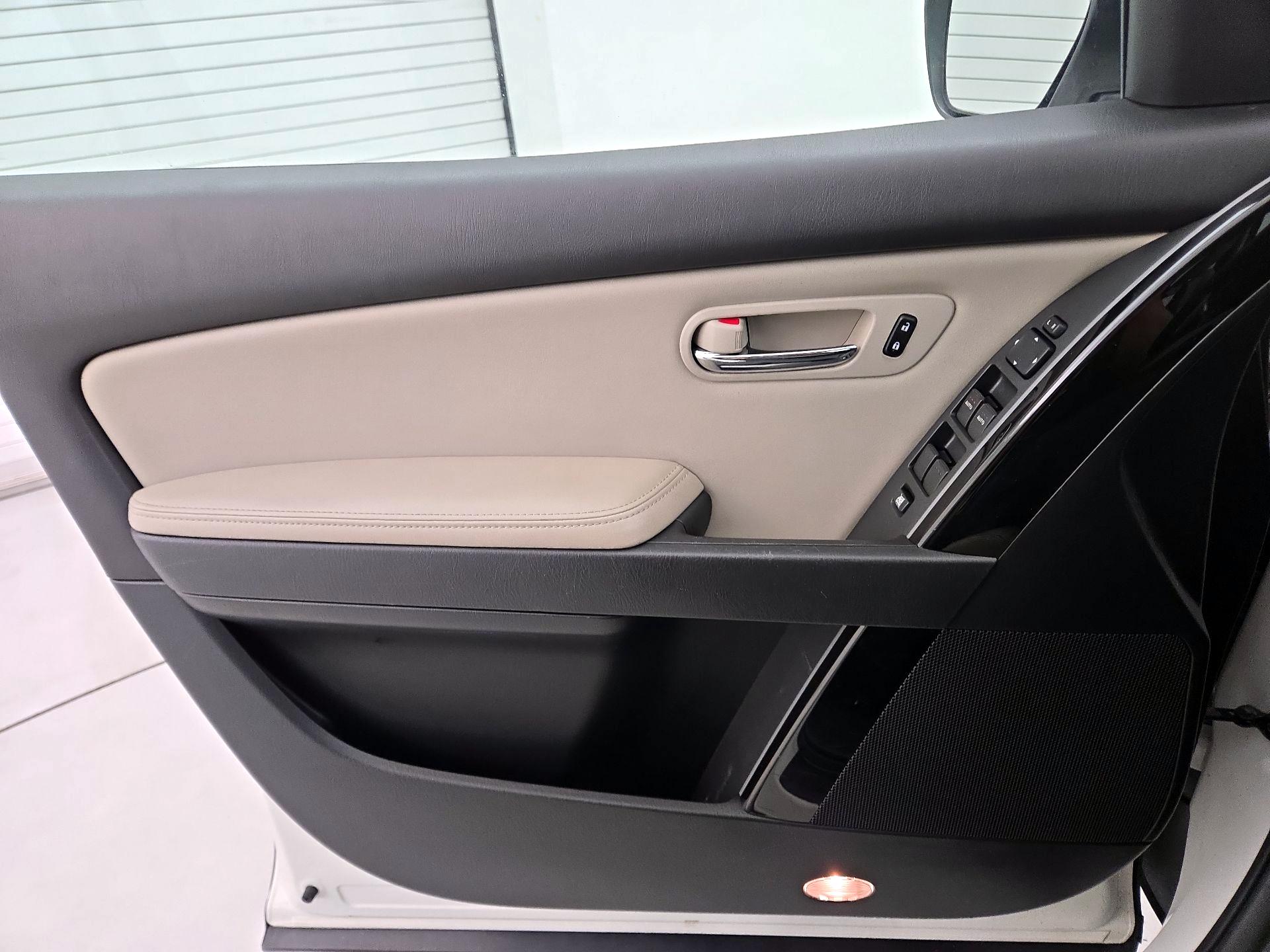 Thumbnail: 2015 Mazda CX-9 - 12