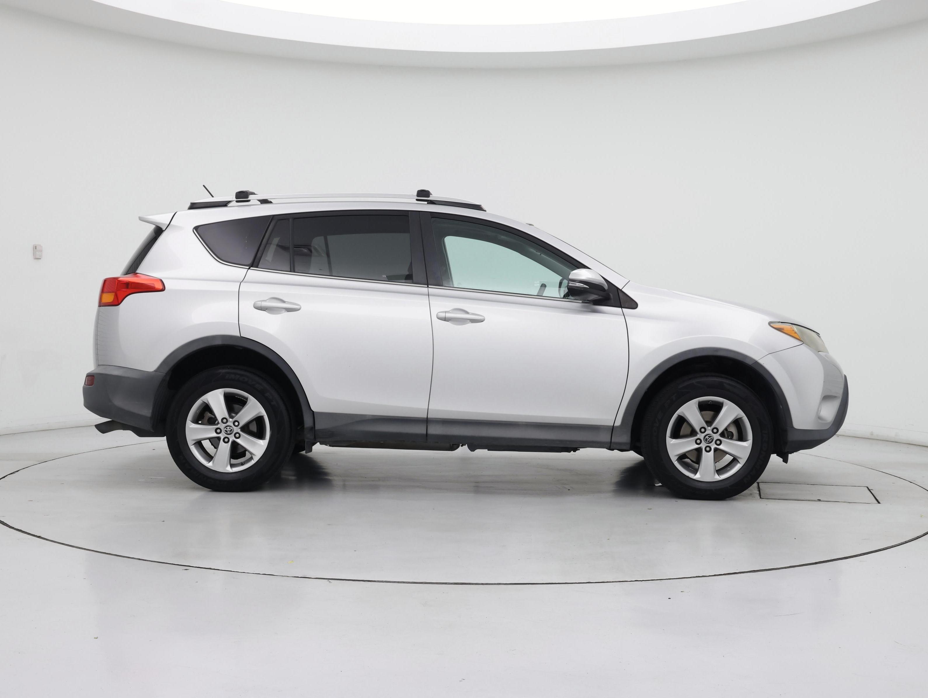 Thumbnail: 2015 Toyota RAV4 - 7