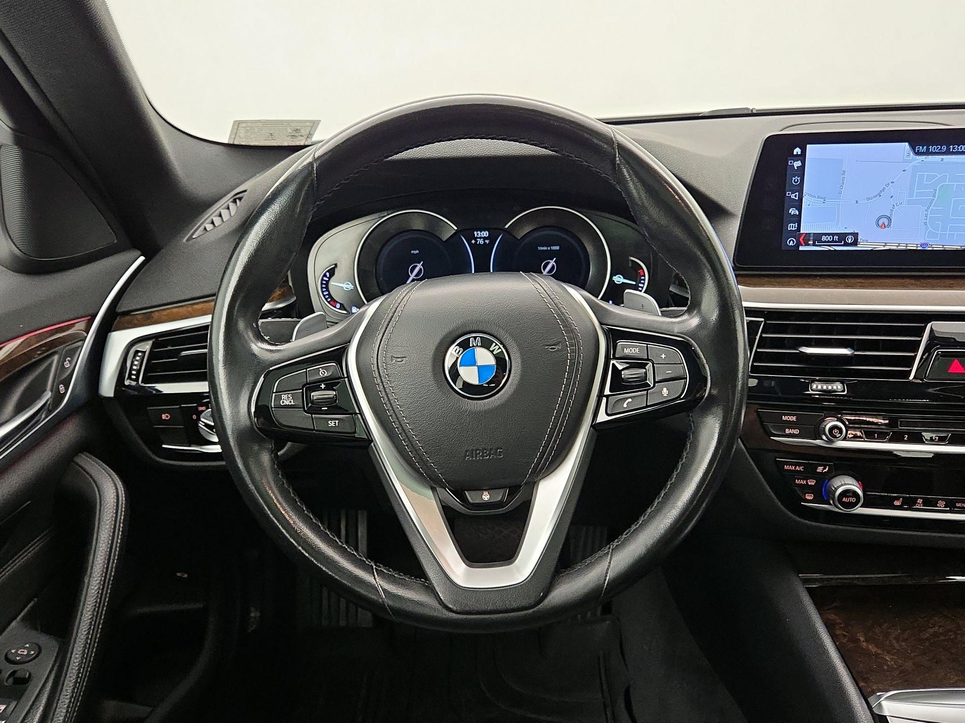 Thumbnail: 2017 BMW 5 Series - 10