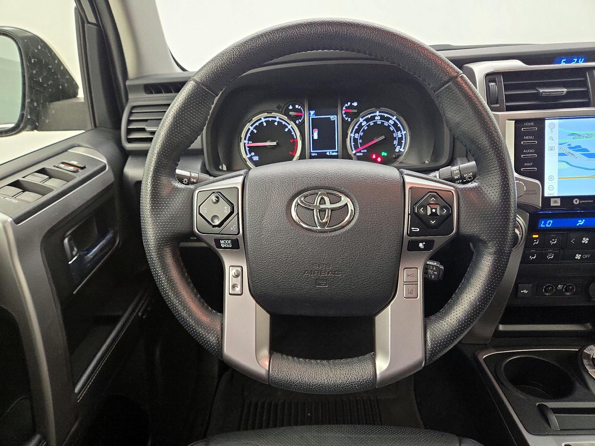Thumbnail: 2023 Toyota 4Runner - 10