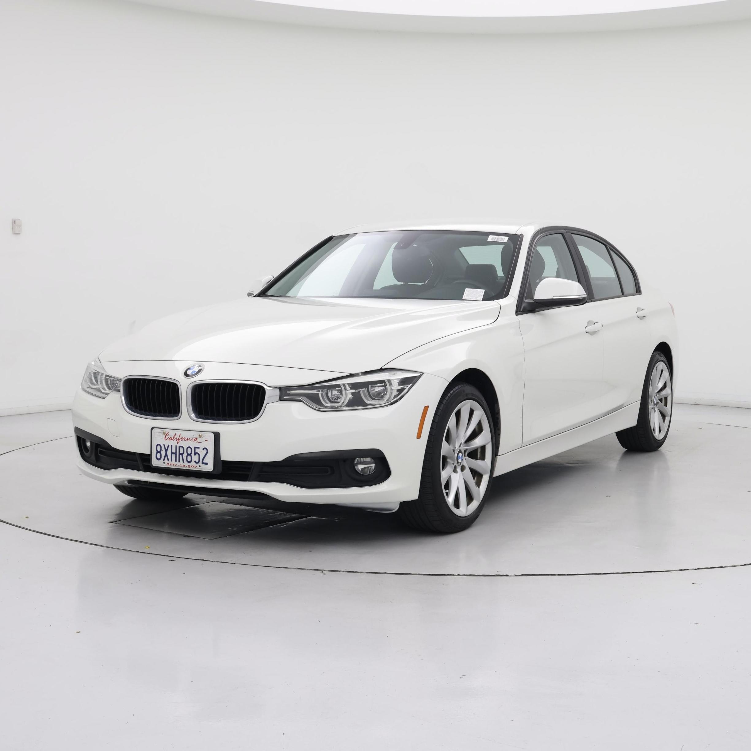 Thumbnail: 2018 BMW 3 Series - 4