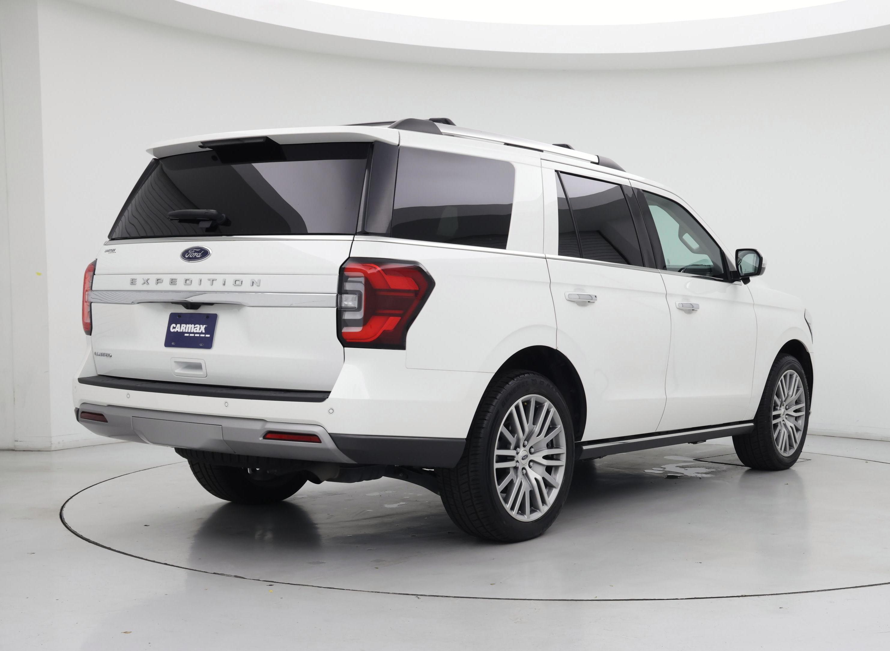 Thumbnail: 2022 Ford Expedition - 8