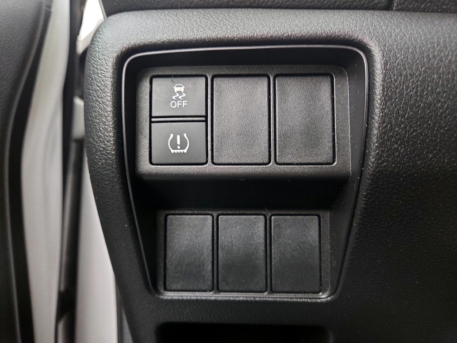 Thumbnail: 2019 Honda CR-V - 13