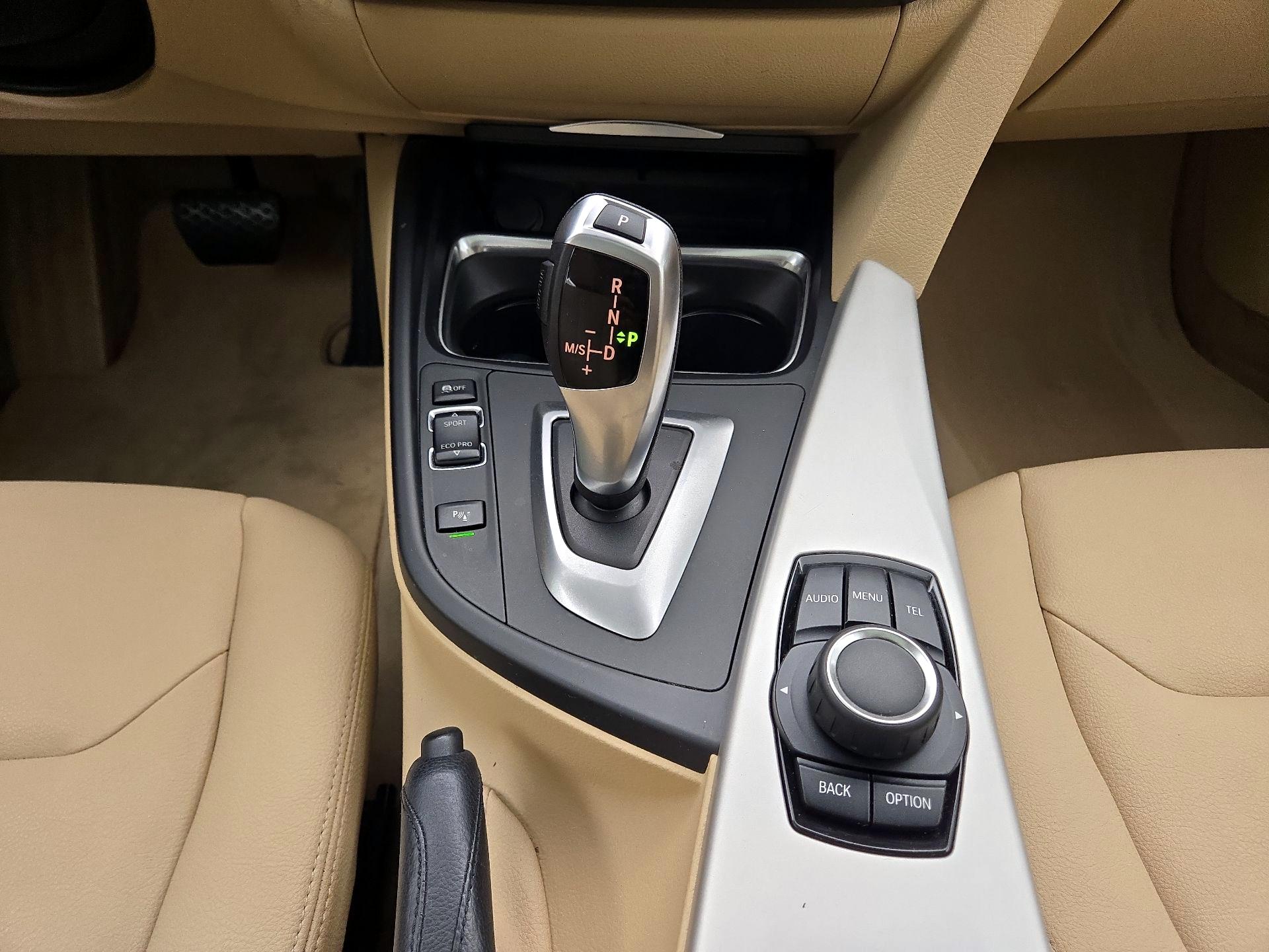 Thumbnail: 2014 BMW 3 Series - 17