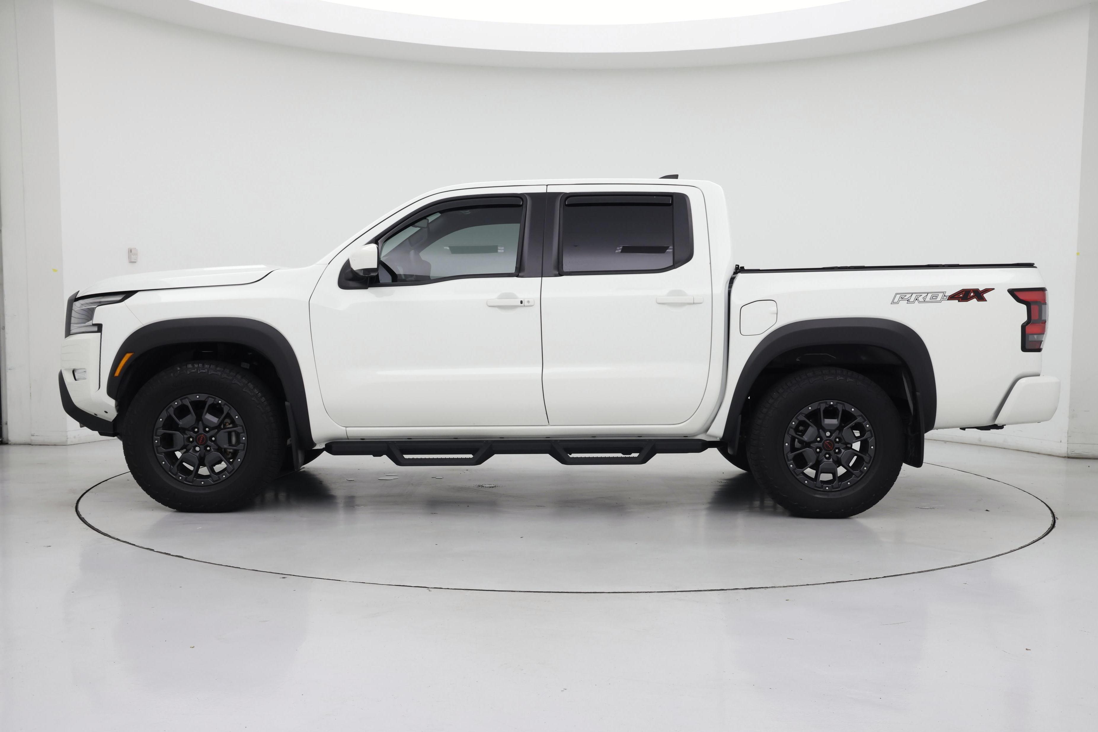 Thumbnail: 2023 Nissan Frontier - 3