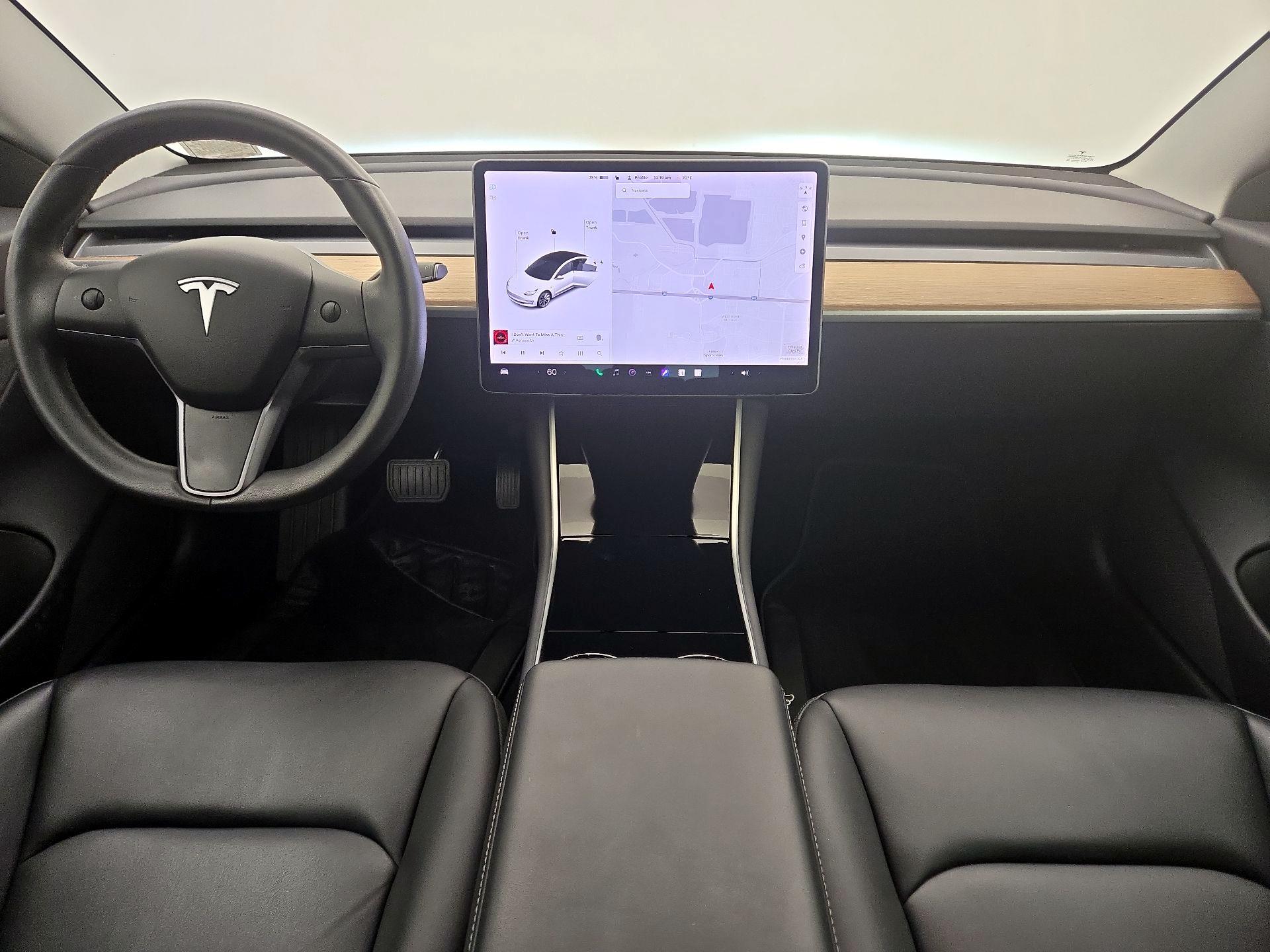 Thumbnail: 2019 Tesla Model 3 - 9